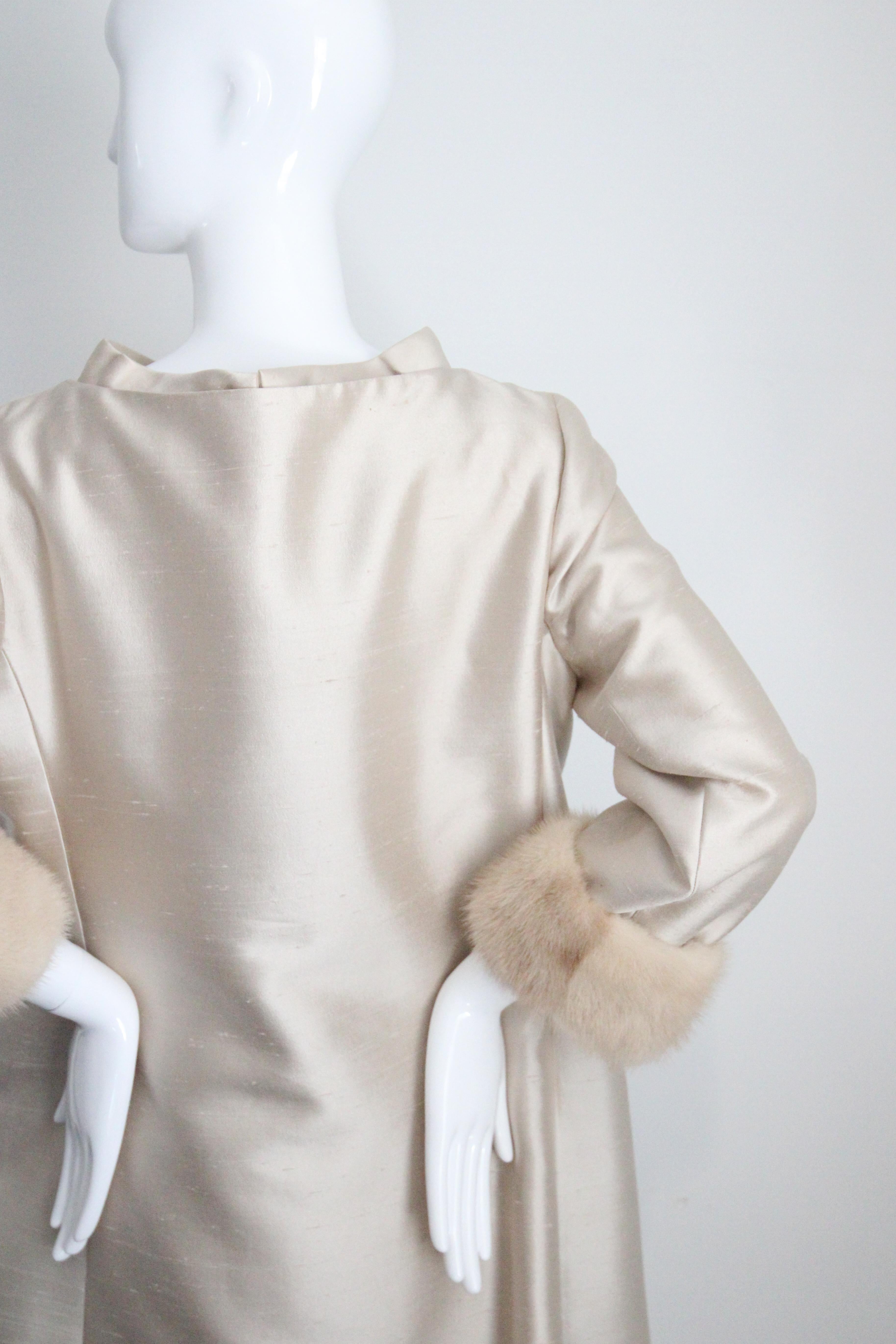 Vintage 1960's Champagne Silk Dress and Coat Suit 1960's Dress Set UK 12 US 8 en vente 12