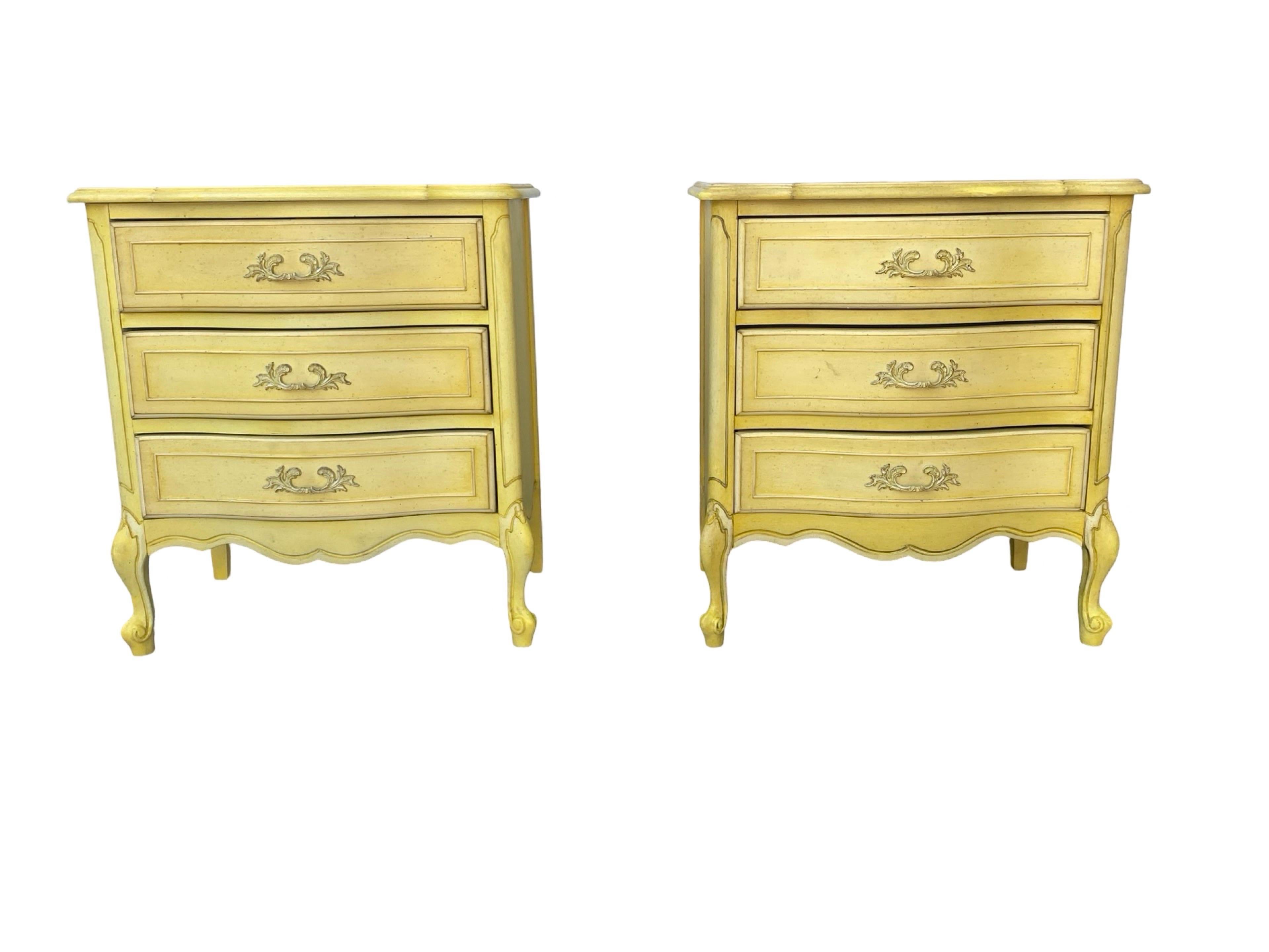Hand-Crafted Vintage 1960s  Chic French Regency Style Bright Yellow Pair of Nightstands