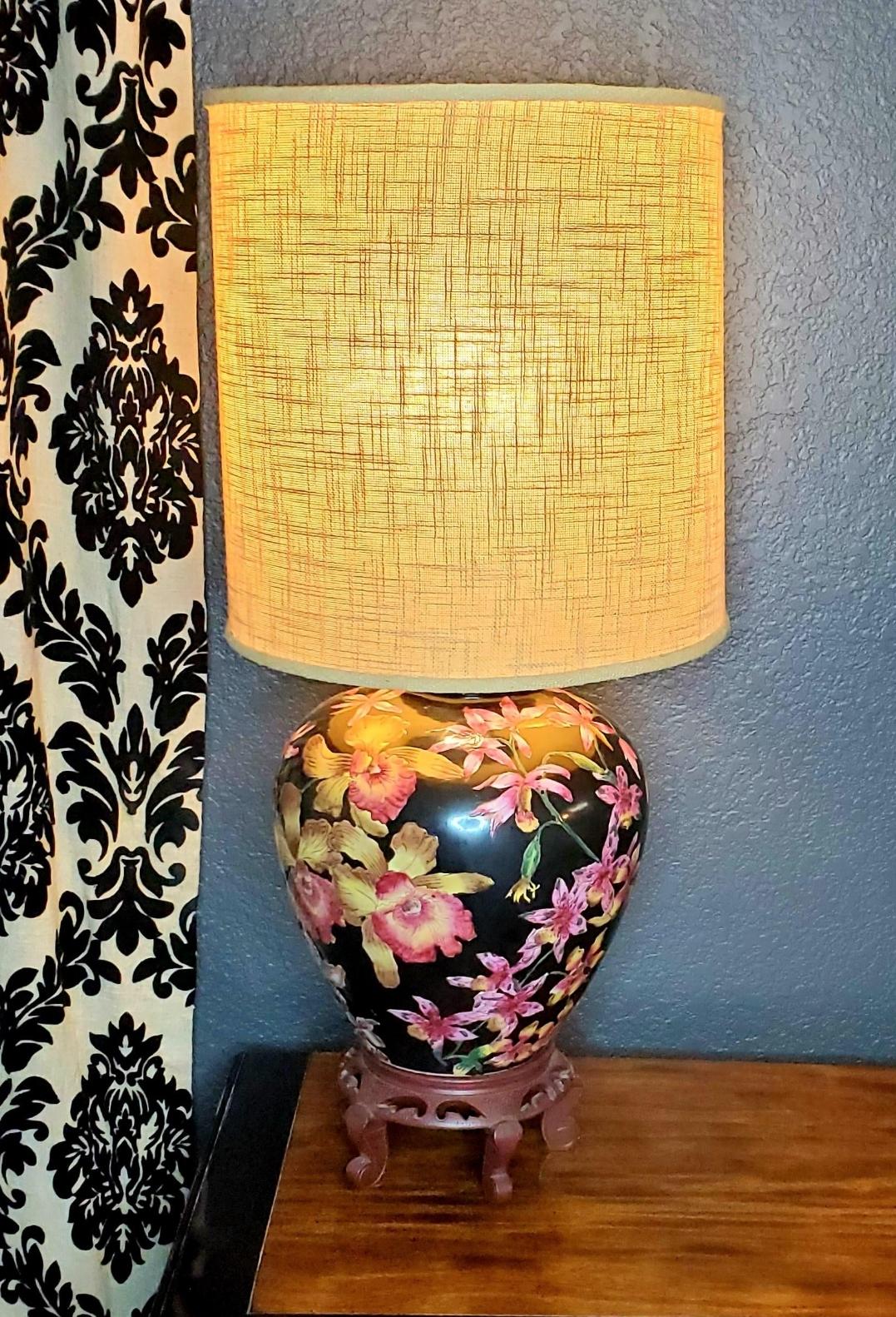 Chinesische Vintage- Ingwerglas-Lampe, 1960er Jahre im Zustand „Gut“ im Angebot in Waxahachie, TX