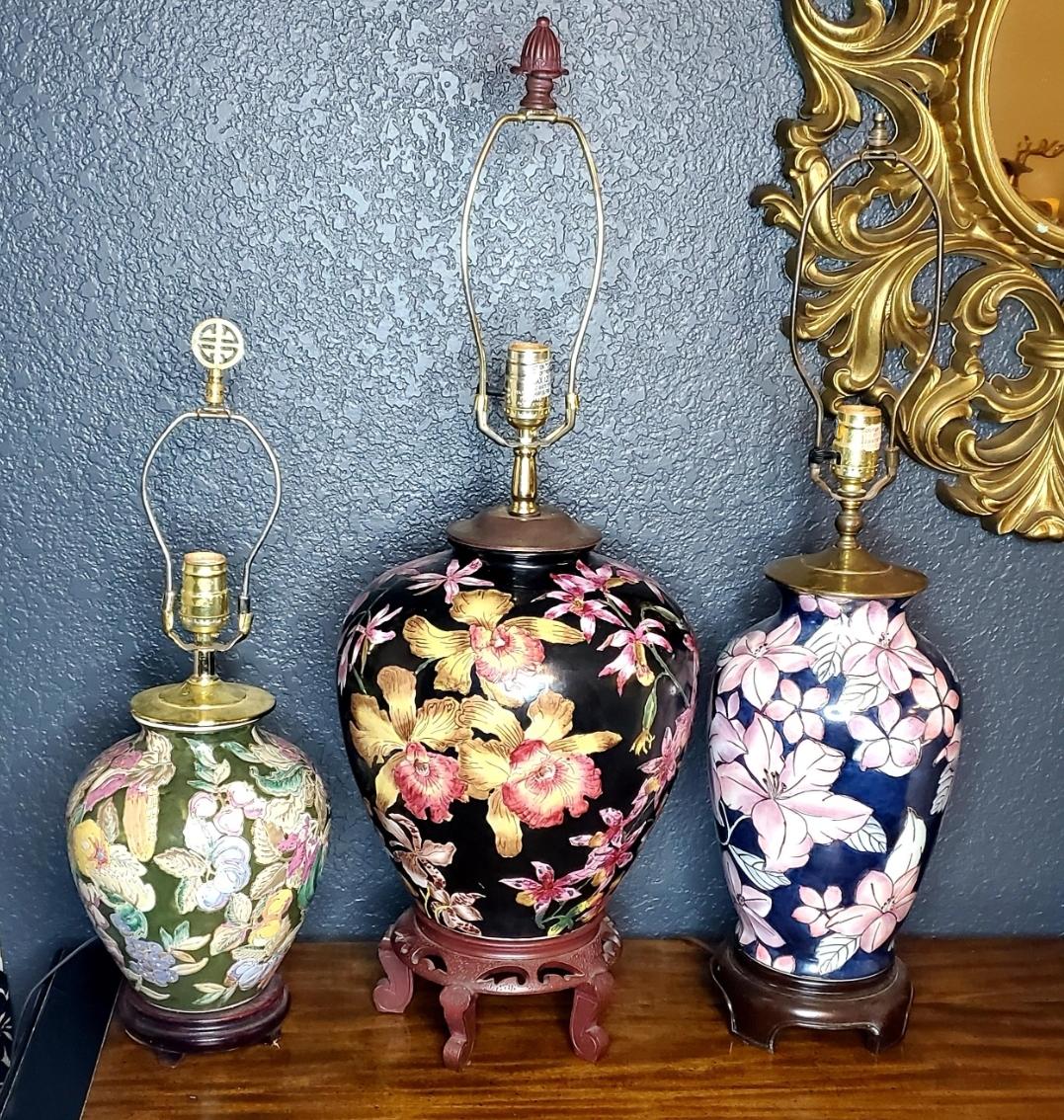 Vintage 1960s Chinese Ginger Jar Lamp In Good Condition For Sale In Waxahachie, TX