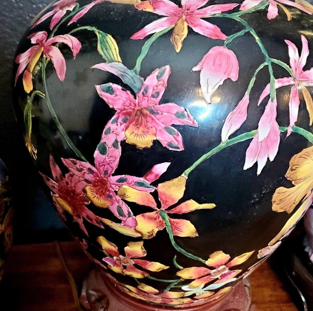 Porcelain Vintage 1960s Chinese Ginger Jar Lamp For Sale