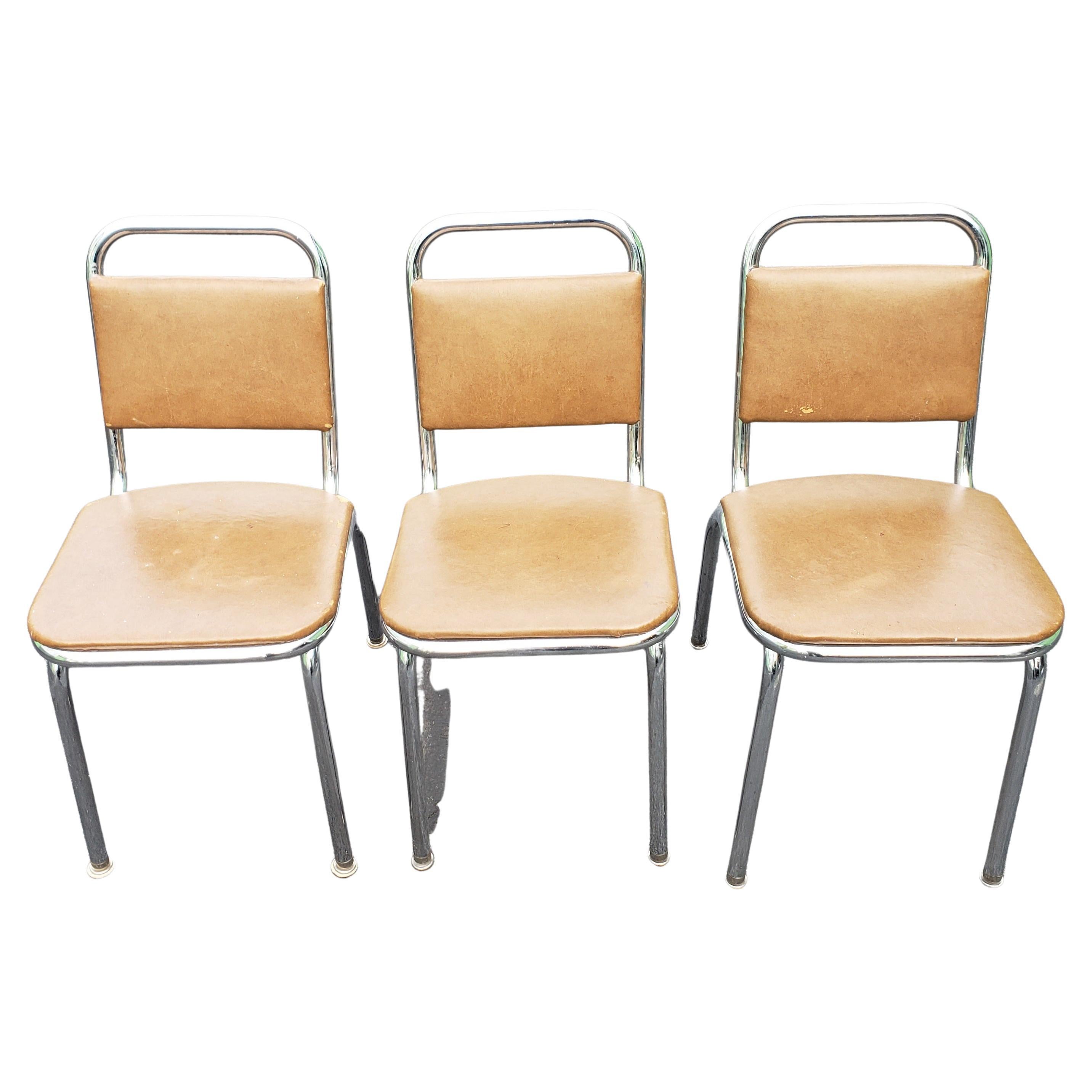Mid-Century Modern Vintage 1960s Chrome and Vinyl Tubular Chairs, a Set For Sale