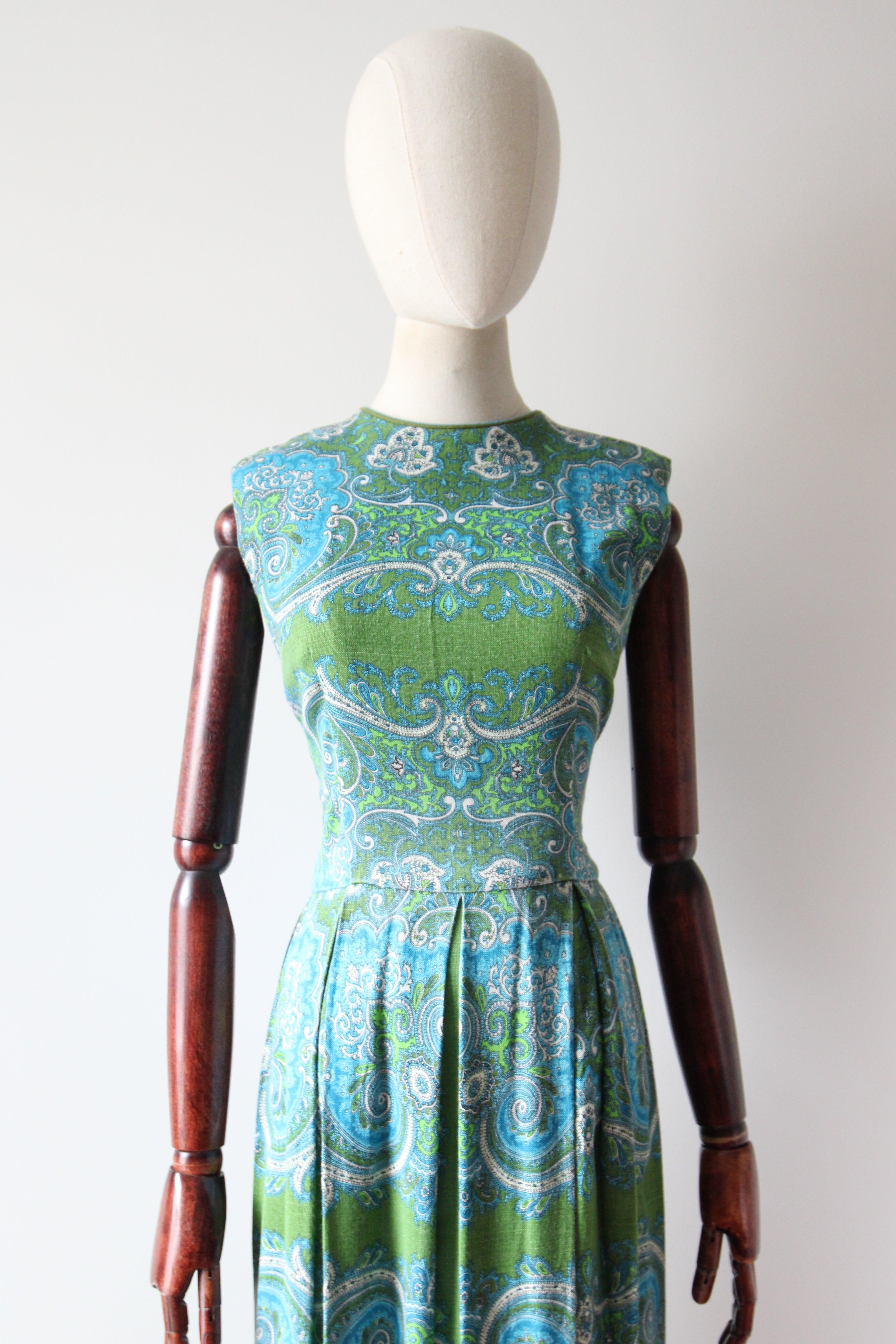 Vintage 1960's cotton paisley dress aqua coloured day dress box pleat UK 10 US 6 For Sale 1