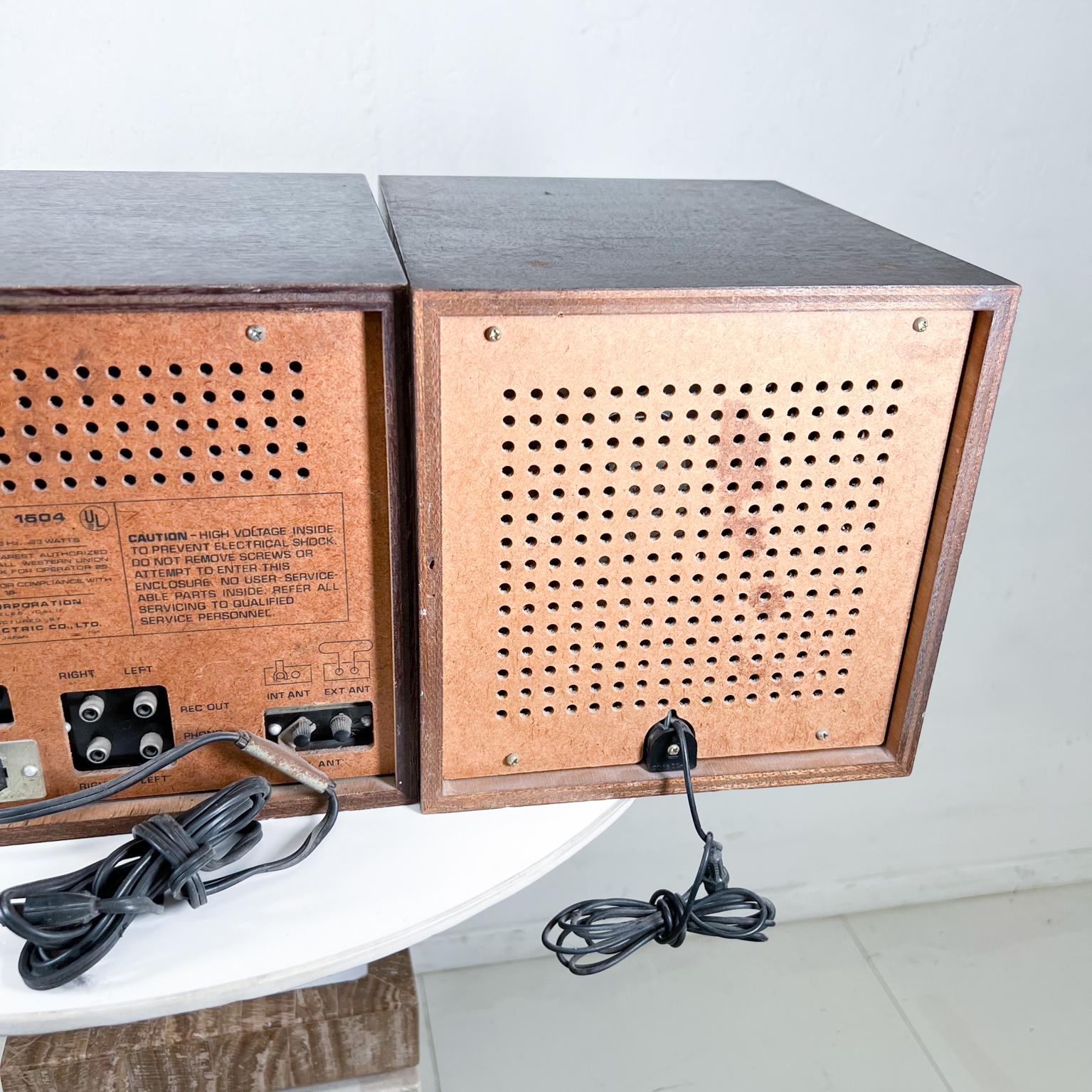 Vintage 1960s Craig Stereo Receiver & Speakers Model 1504 Decorative Item 6