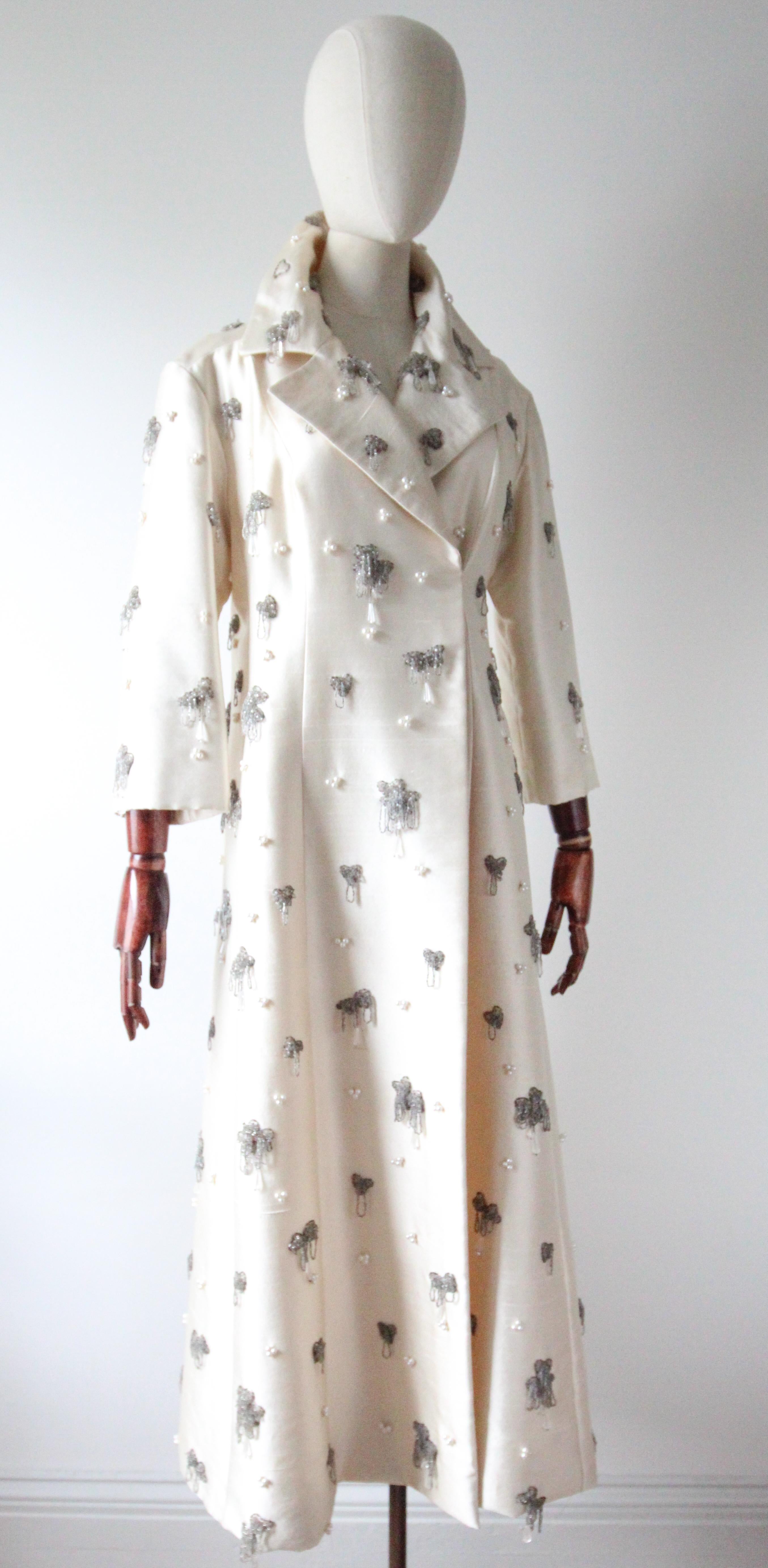 Women's Vintage 1960's Cream Silk Pearl & Bead Embellished Evening Coat UK 12-14 US 8-10