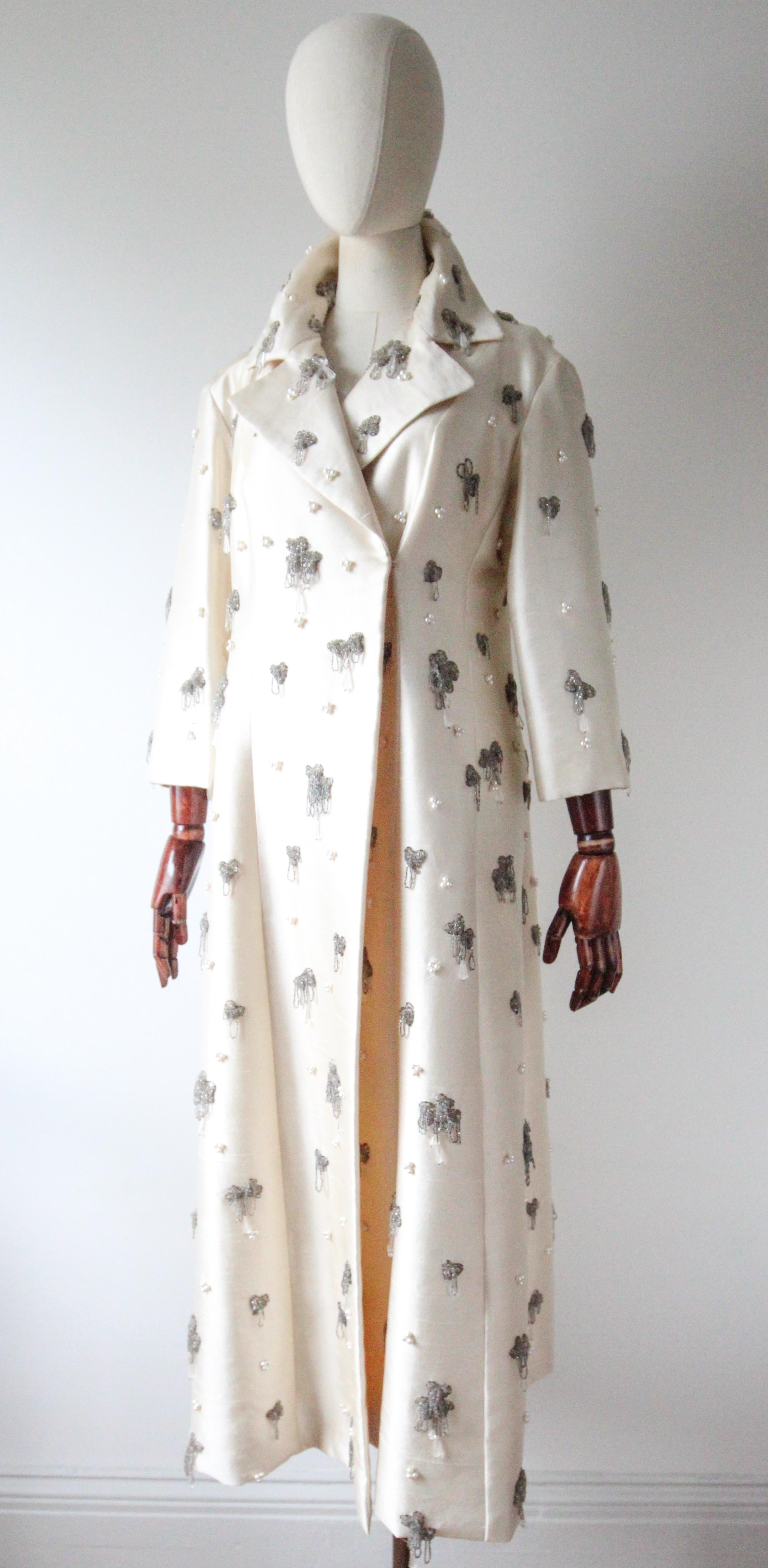 Vintage 1960's Cream Silk Pearl & Bead Embellished Evening Coat UK 12-14 US 8-10 2