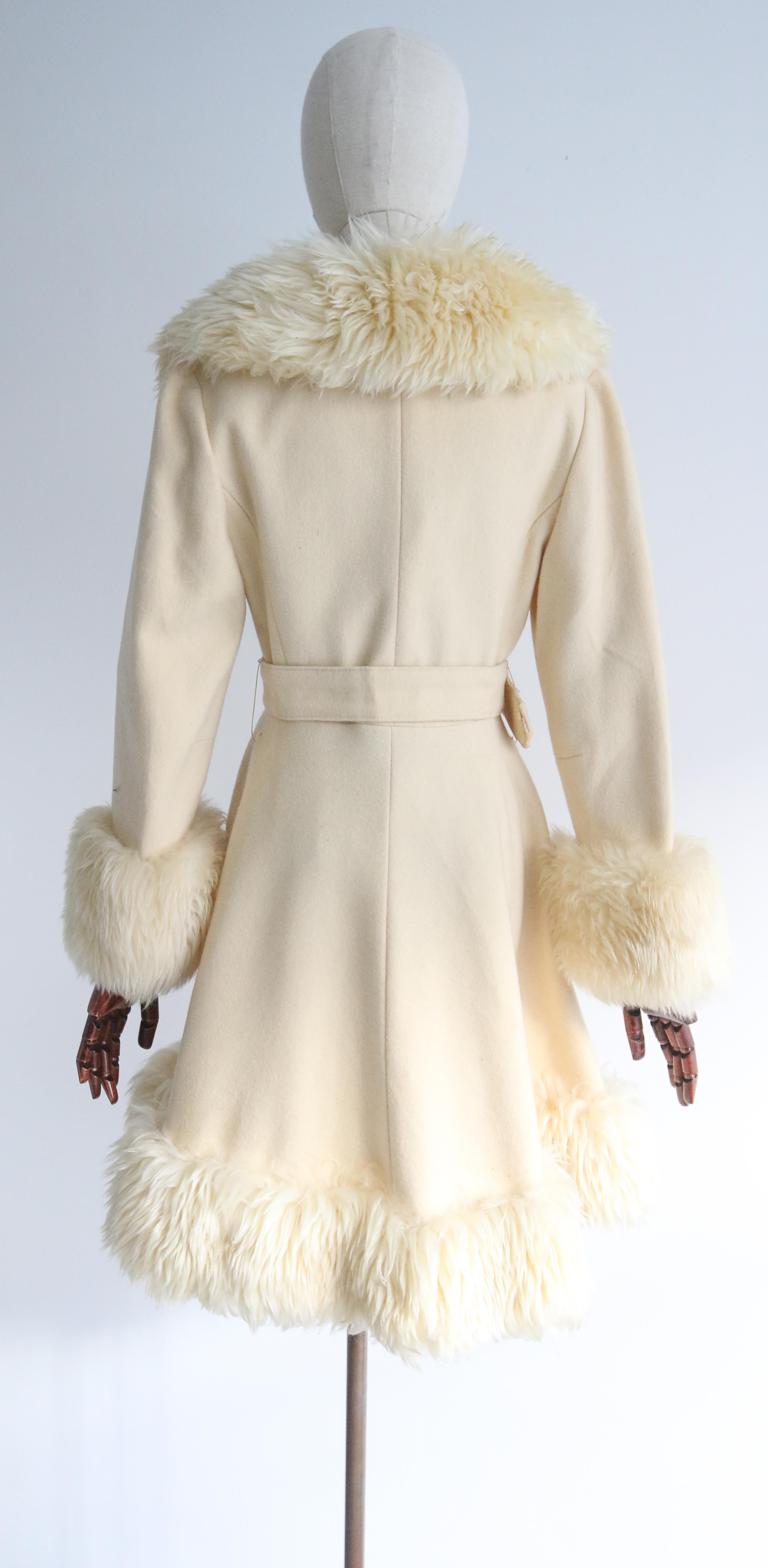  Vintage 1960's Cream Wool Coat UK 8 US 4 2