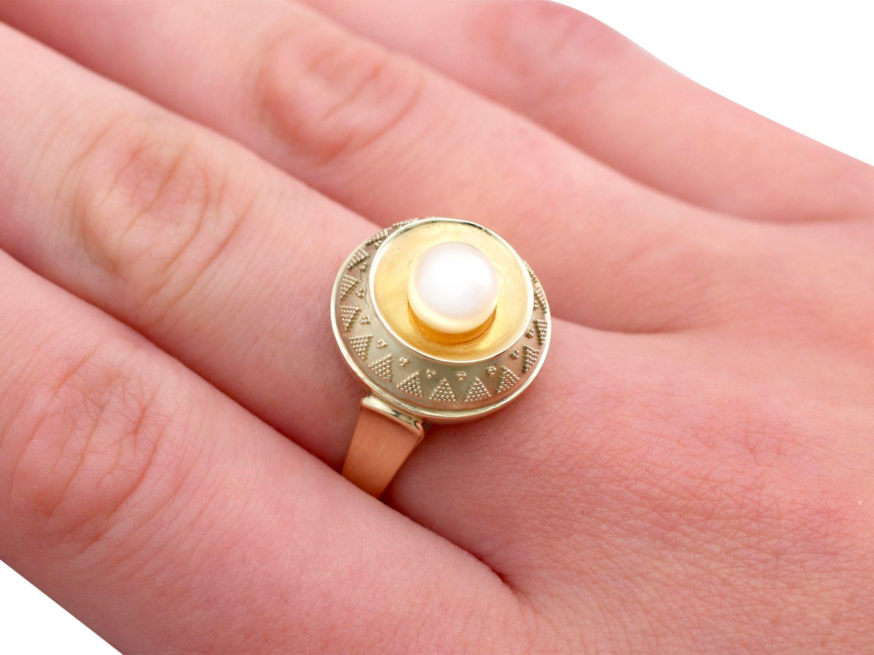 1960s Cultured Pearl 14k Yellow Gold Cocktail Ring For Sale 1