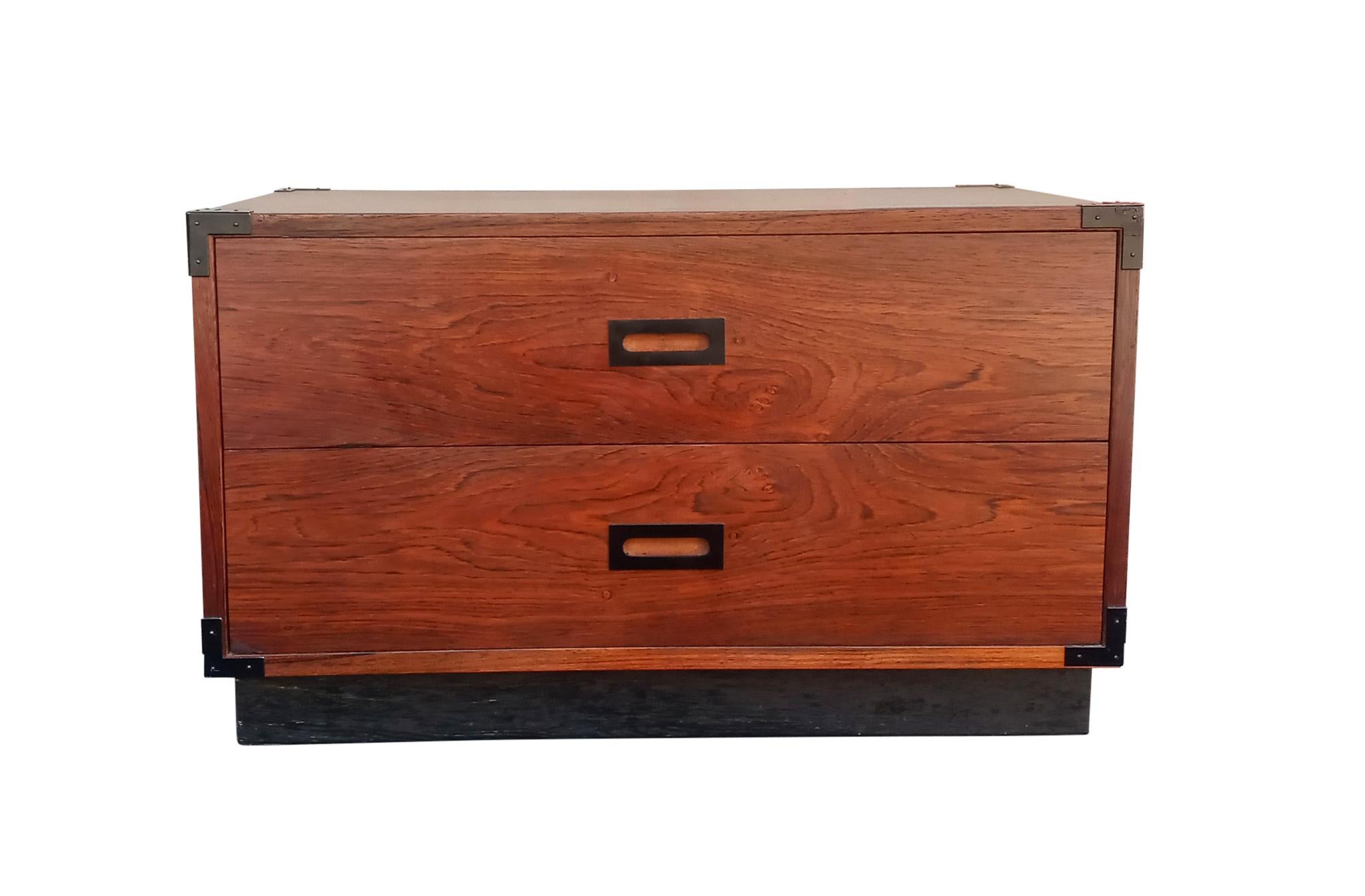Vintage 1960s Danish, Campaign Style Rosewood 2 Drawer Nightstands End Tables In Good Condition In Philadelphia, PA