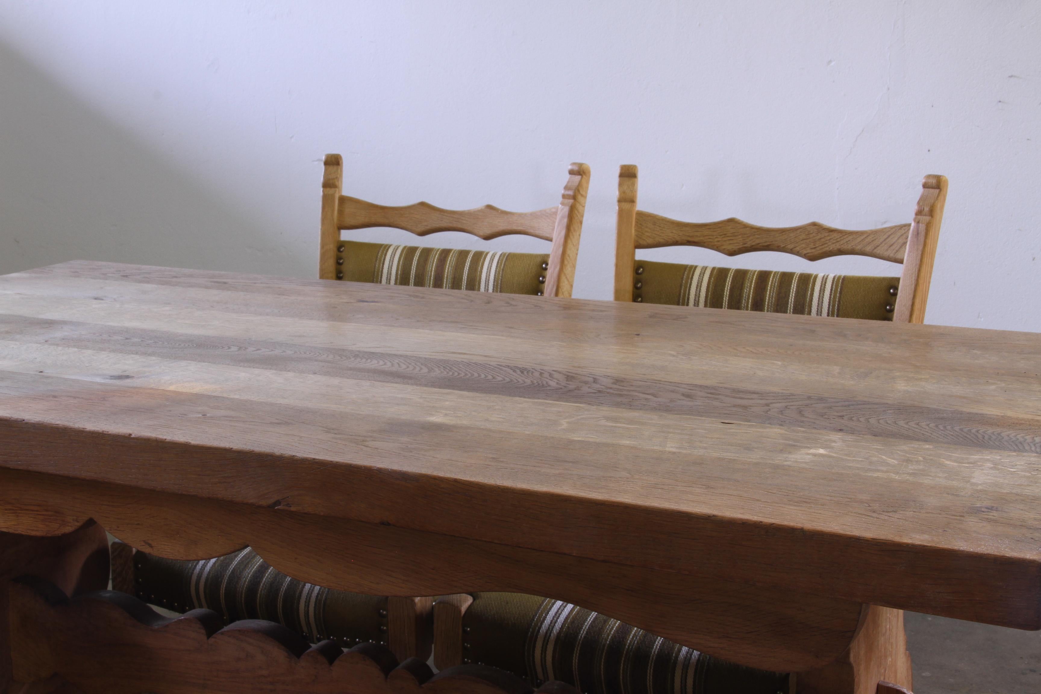 Vintage 1960s Danish Farmhouse Dining / Kitchen Table in Solid Oak, Old Pub en vente 13