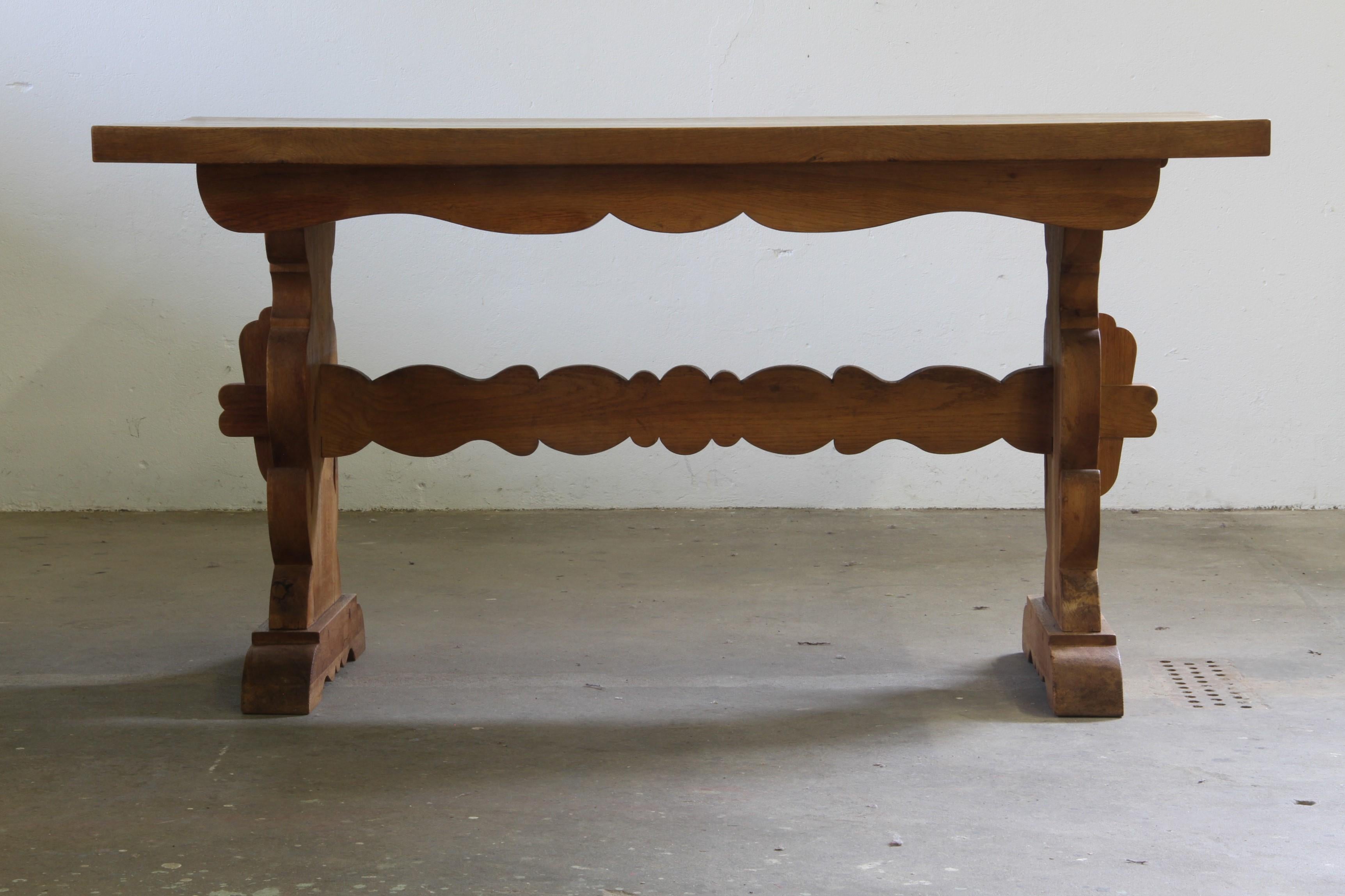 Vintage 1960s Danish Farmhouse Dining / Kitchen Table in Solid Oak, Old Pub Bon état - En vente à Store Heddinge, DK