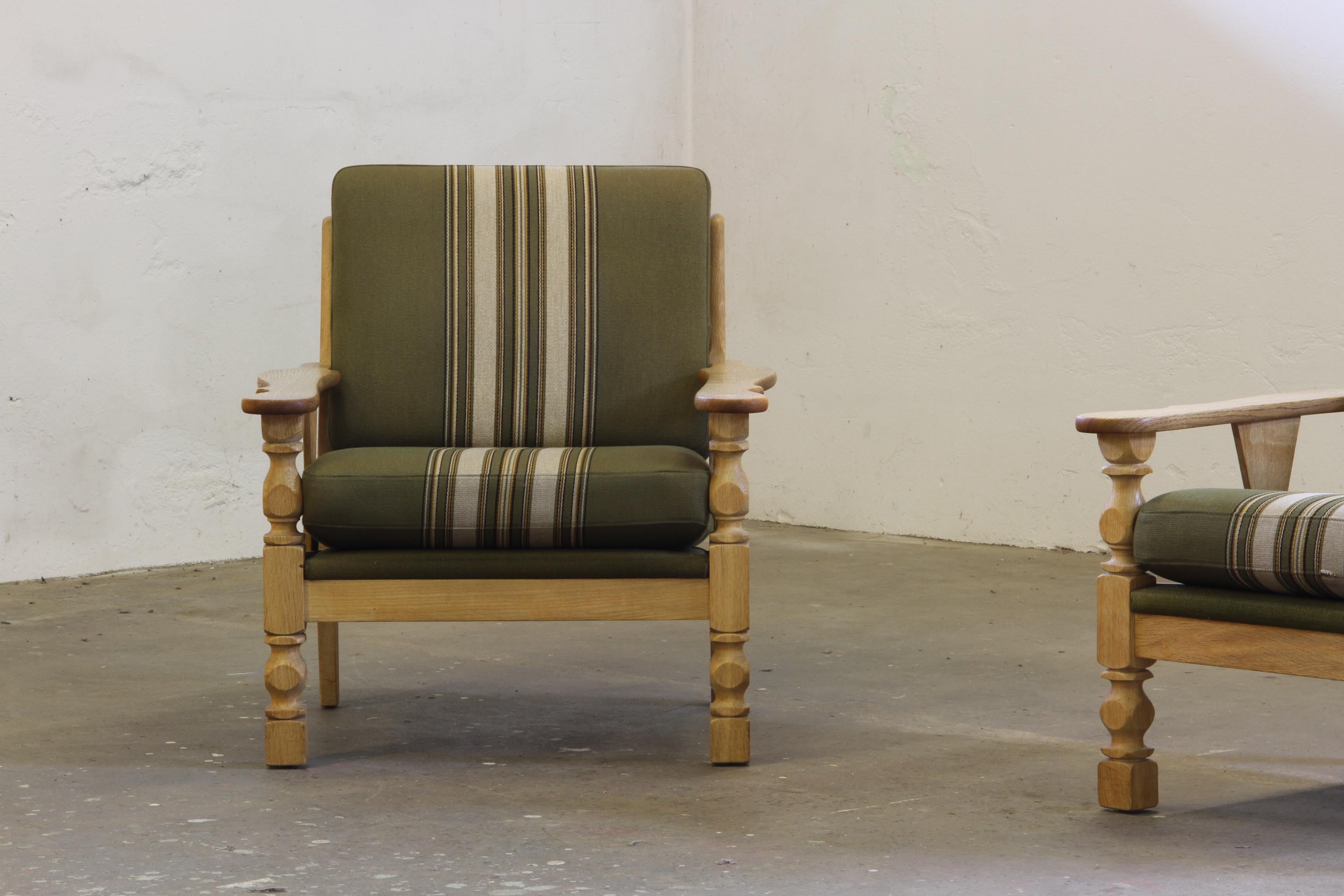Sedie da salotto danesi con schienale basso degli anni '60 in Oak Light, stile Henning Kjærnulf in vendita 8