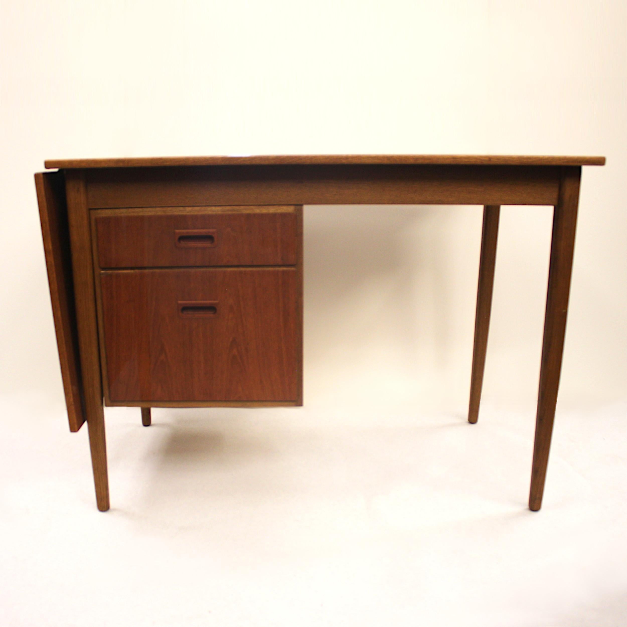 Mid-Century Modern Vintage 1960s Danish Modern Arne Vodder Style Convertible Drop-Leaf Teak Desk