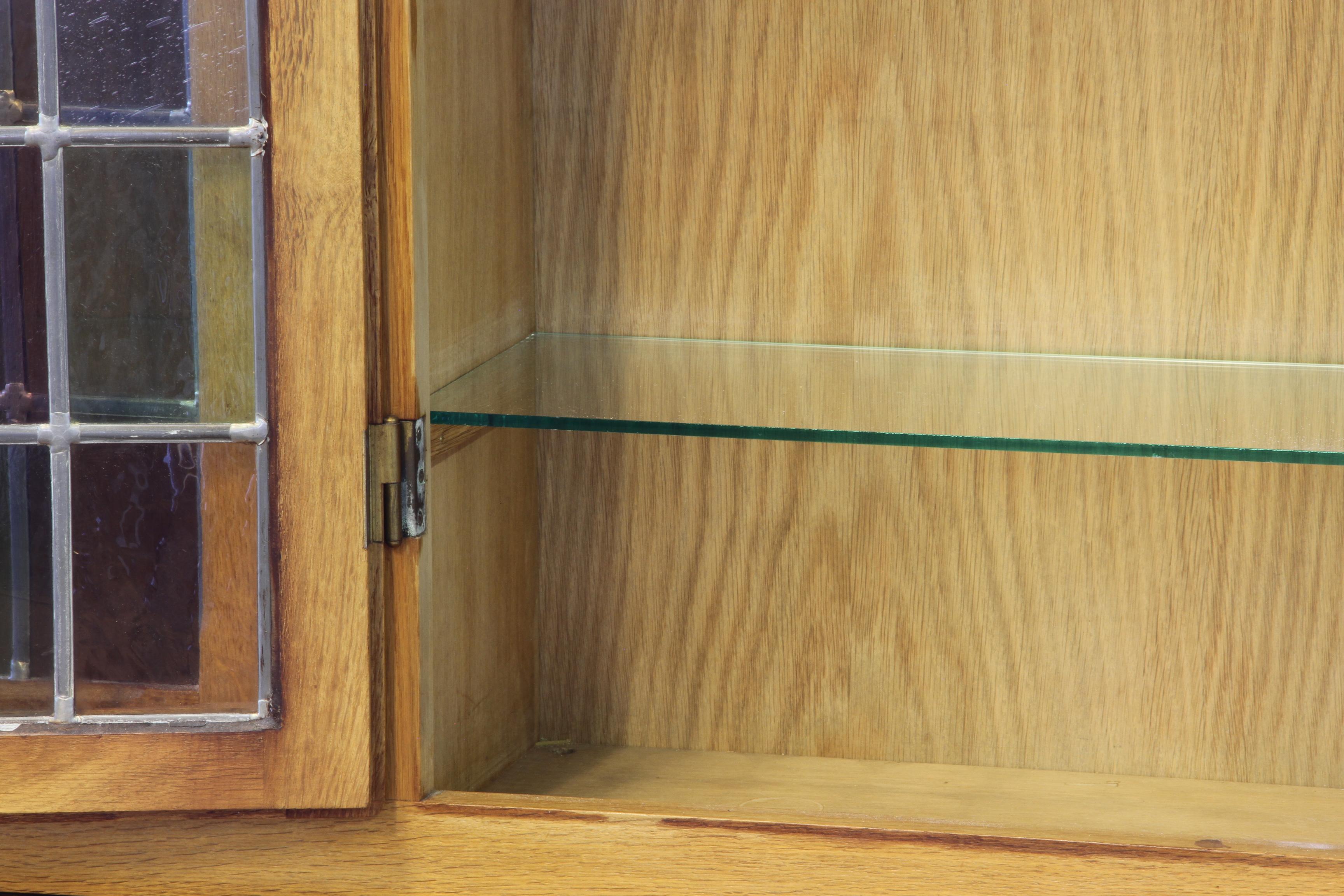 Vintage 1960 Danish Modern Oak China Display Cabinet stile Kjærnulf in vendita 10