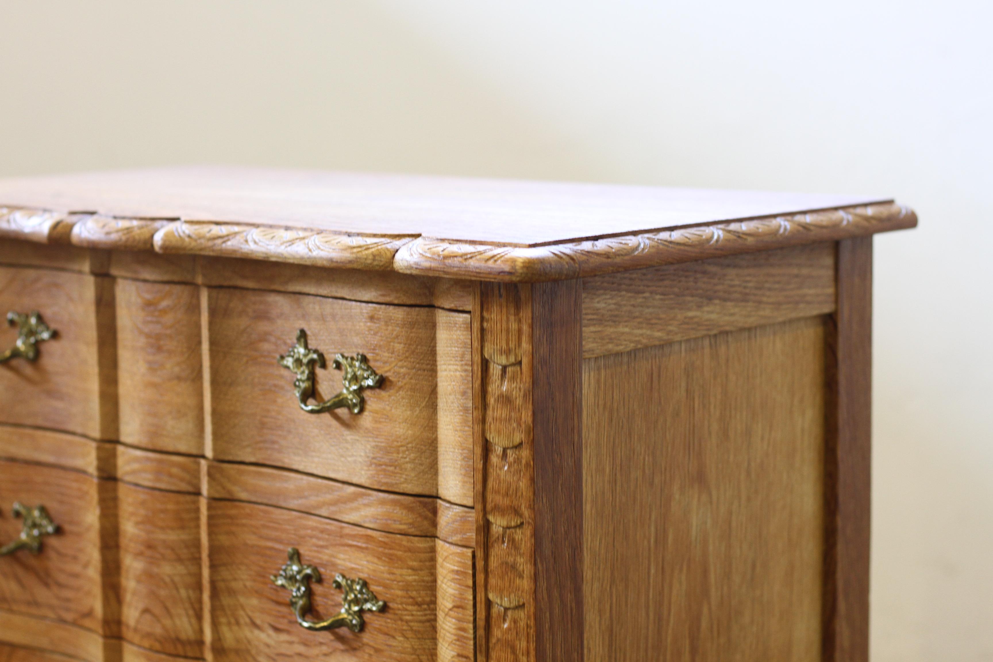 Mid-20th Century Vintage 1960s Danish Modern Oak Dressers style of Kjærnulf, Bedside/nightstand