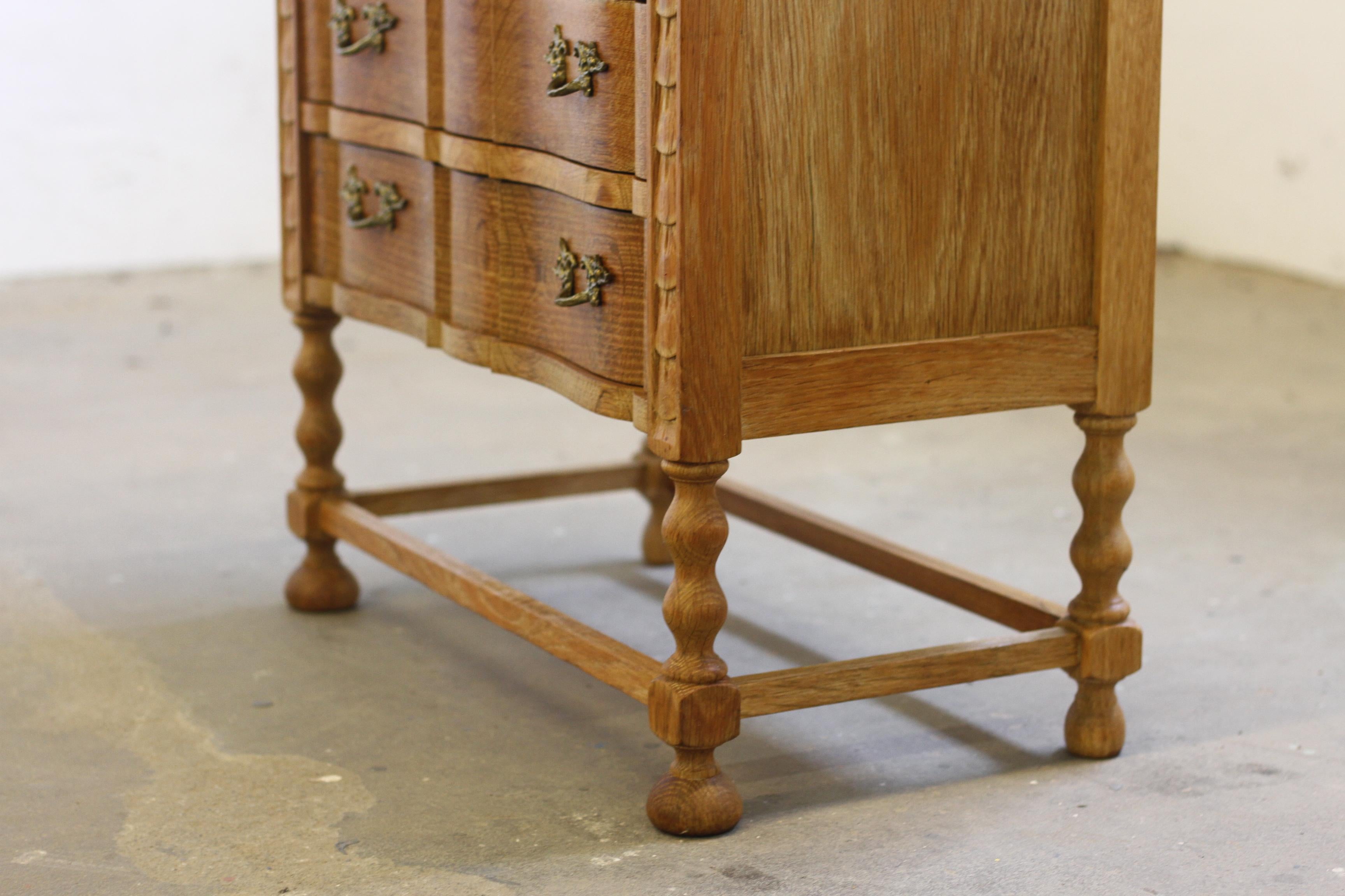 Vintage 1960s Danish Modern Oak Dressers style of Kjærnulf, Bedside/nightstand 2