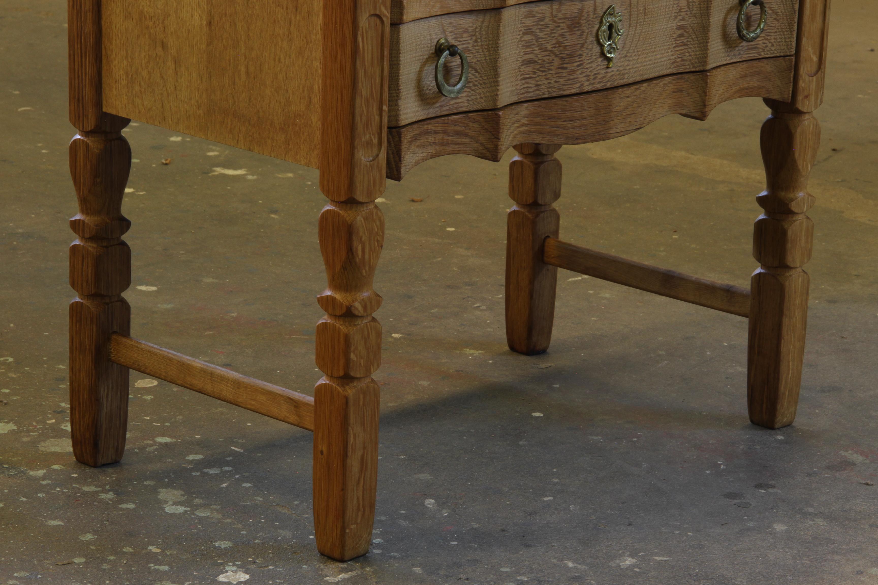 Vintage 1960s Danish Modern Oak Nightstands, Bedside Tables, Kjærnulf Style en vente 6