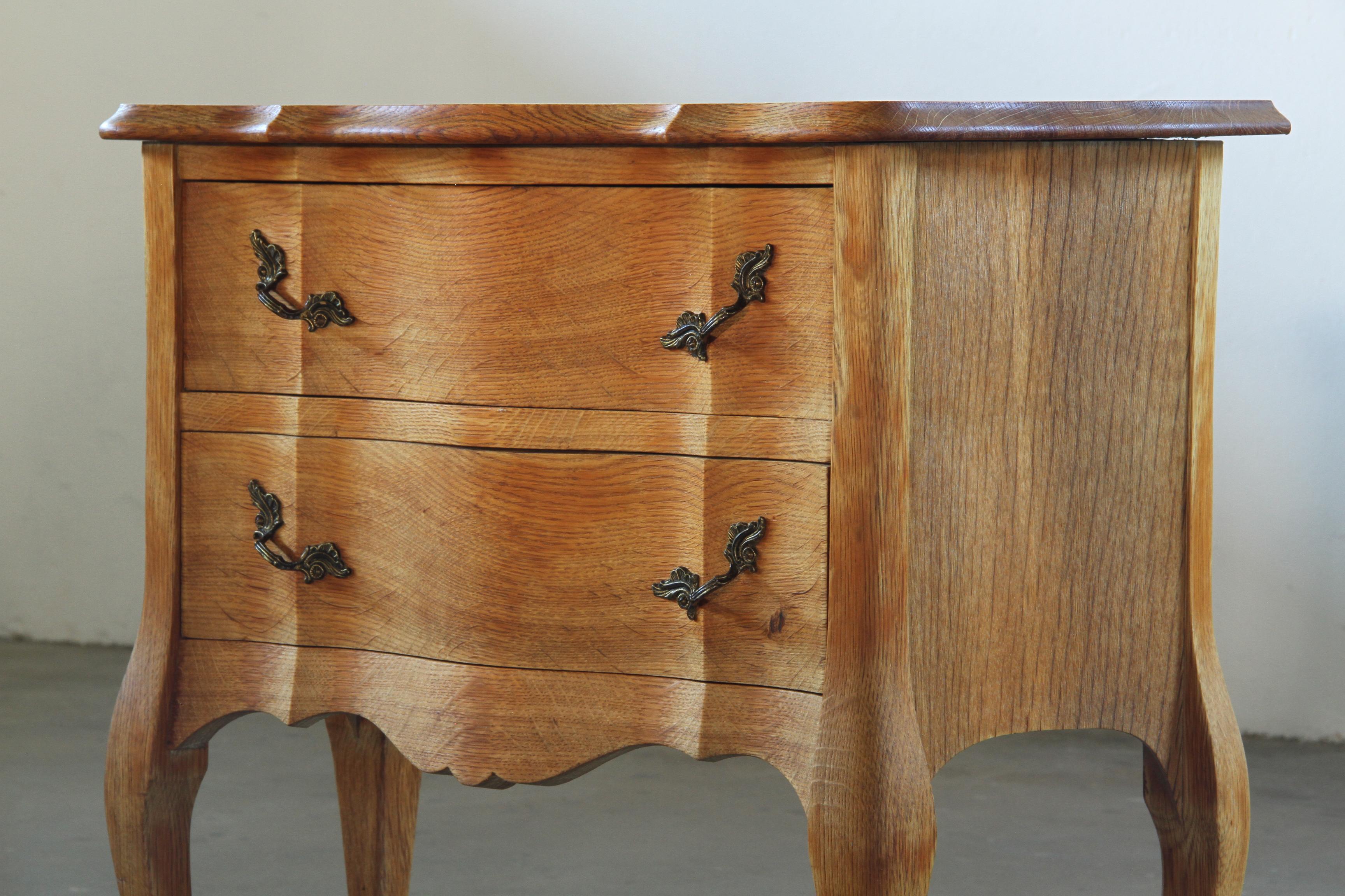 Comodini danesi moderni in Oak del 1960 - Henning Kjærnulf stile barocco in vendita 9