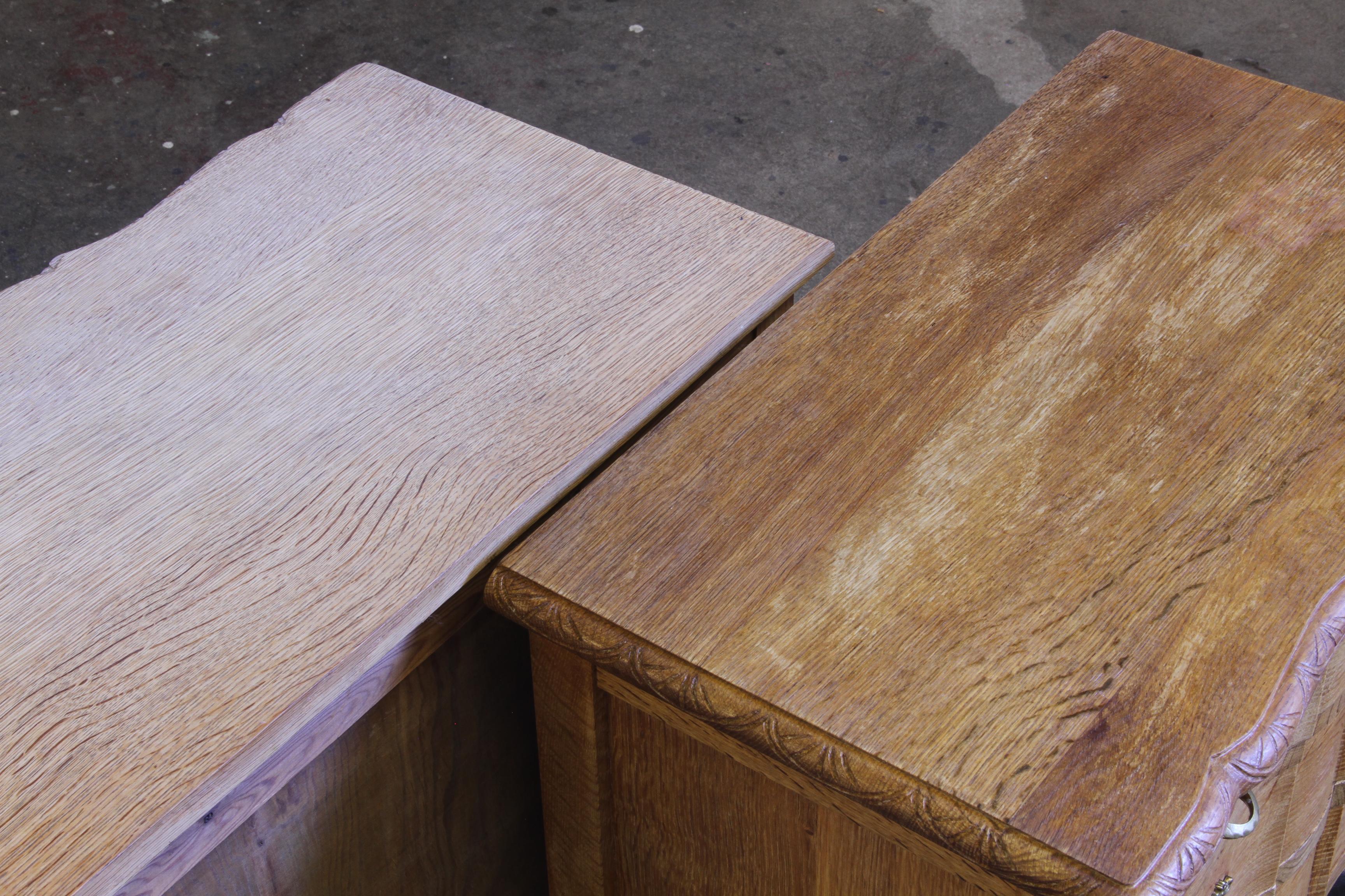 Vintage 1960s Danish Modern Oak Nightstands dans le style de Henning Kjærnulf en vente 5