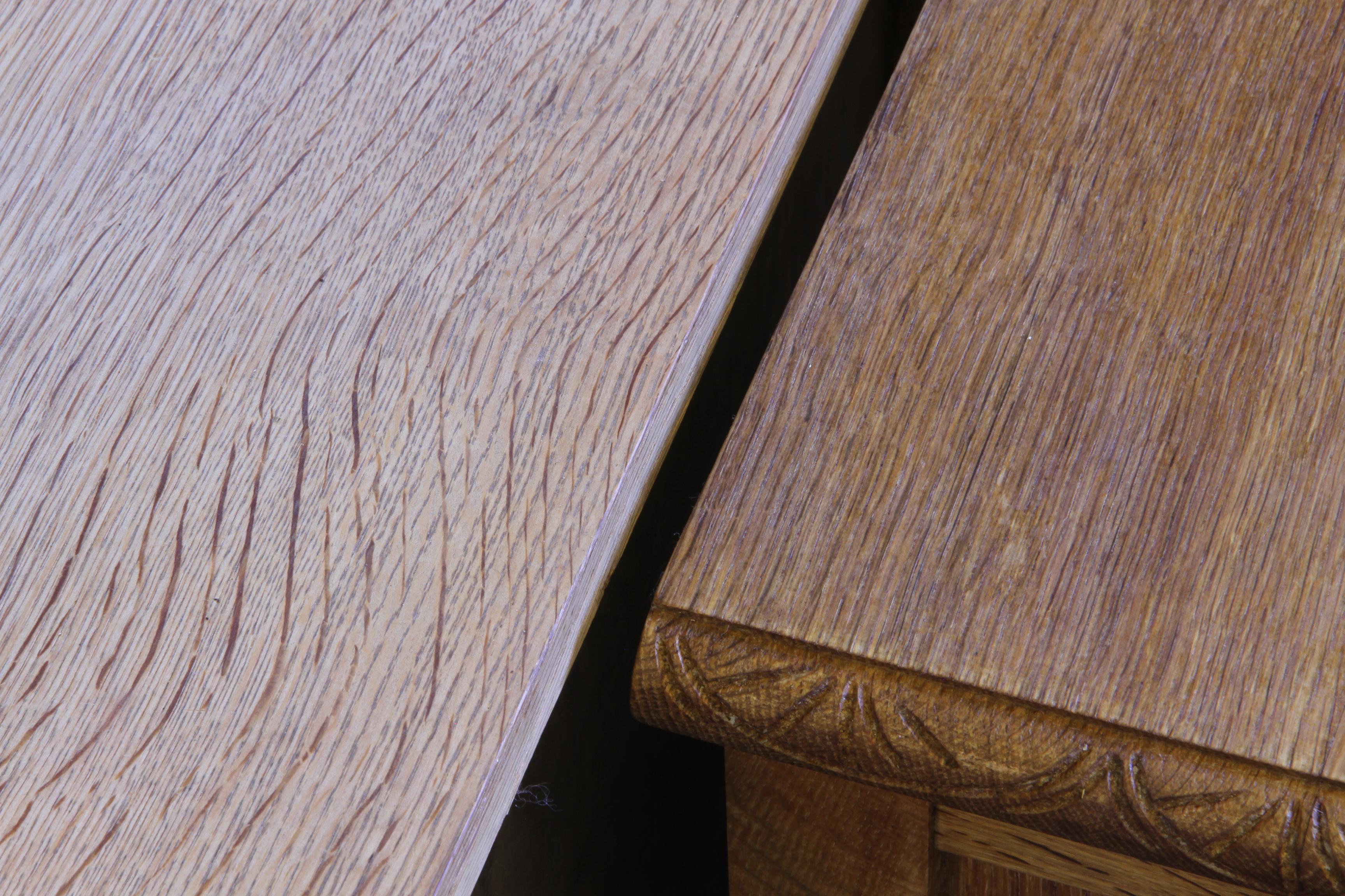 Vintage 1960s Danish Modern Oak Nightstands dans le style de Henning Kjærnulf en vente 6