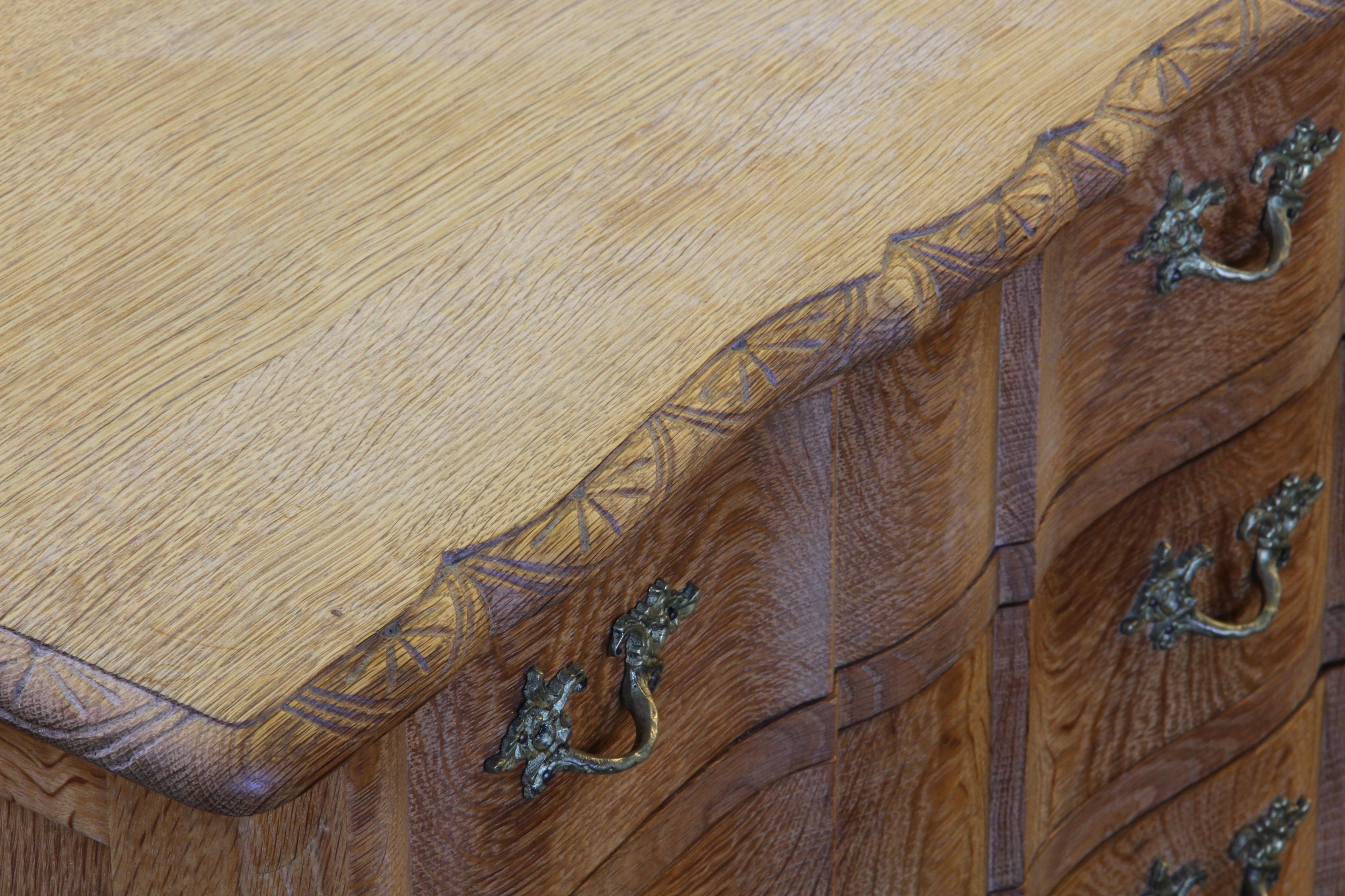 Vintage 1960s Danish Modern Oak Nightstands dans le style de Henning Kjærnulf en vente 7