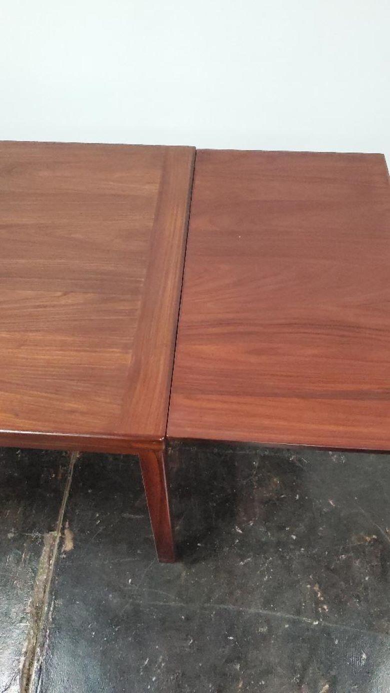 Vintage 1960s Danish Modern Rosewood Extendable Dining Table Made In Denmark For Sale 13