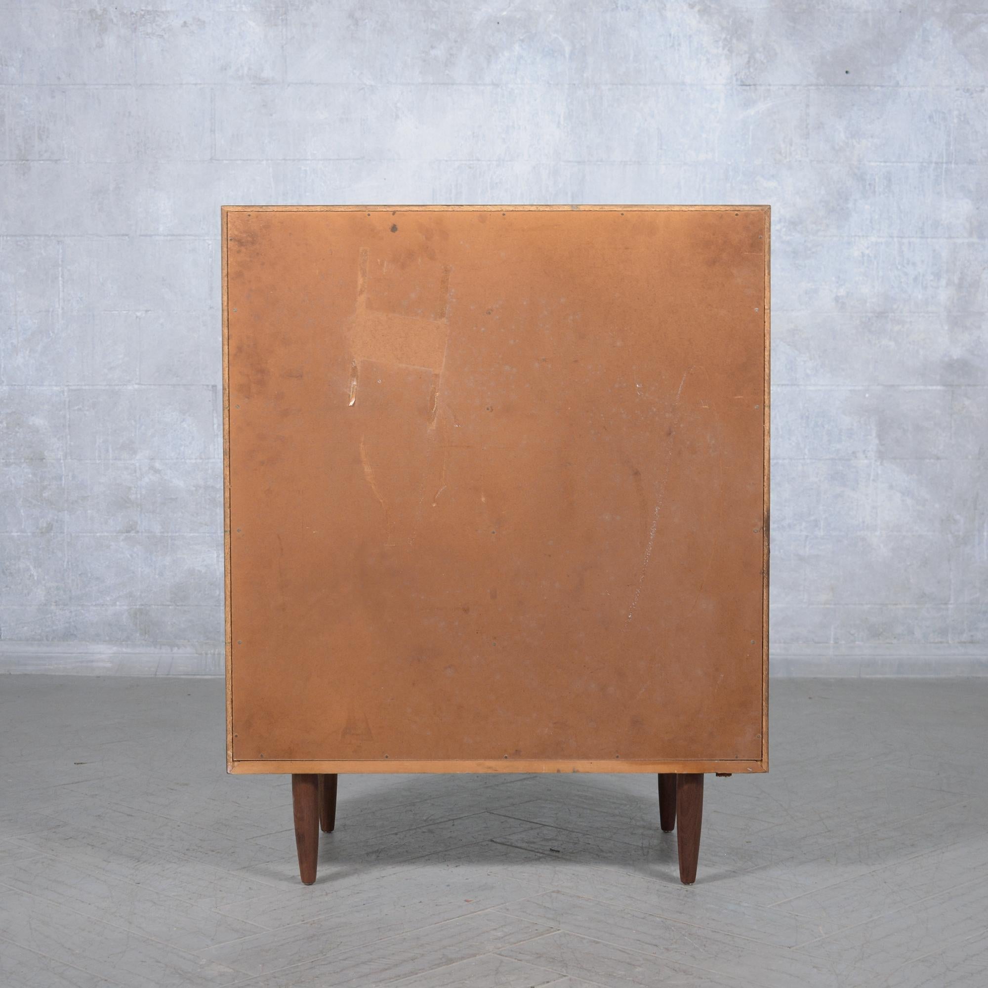 Danish Modern Mahogany Dresser: 1960s Craftsmanship Redefined For Sale 7