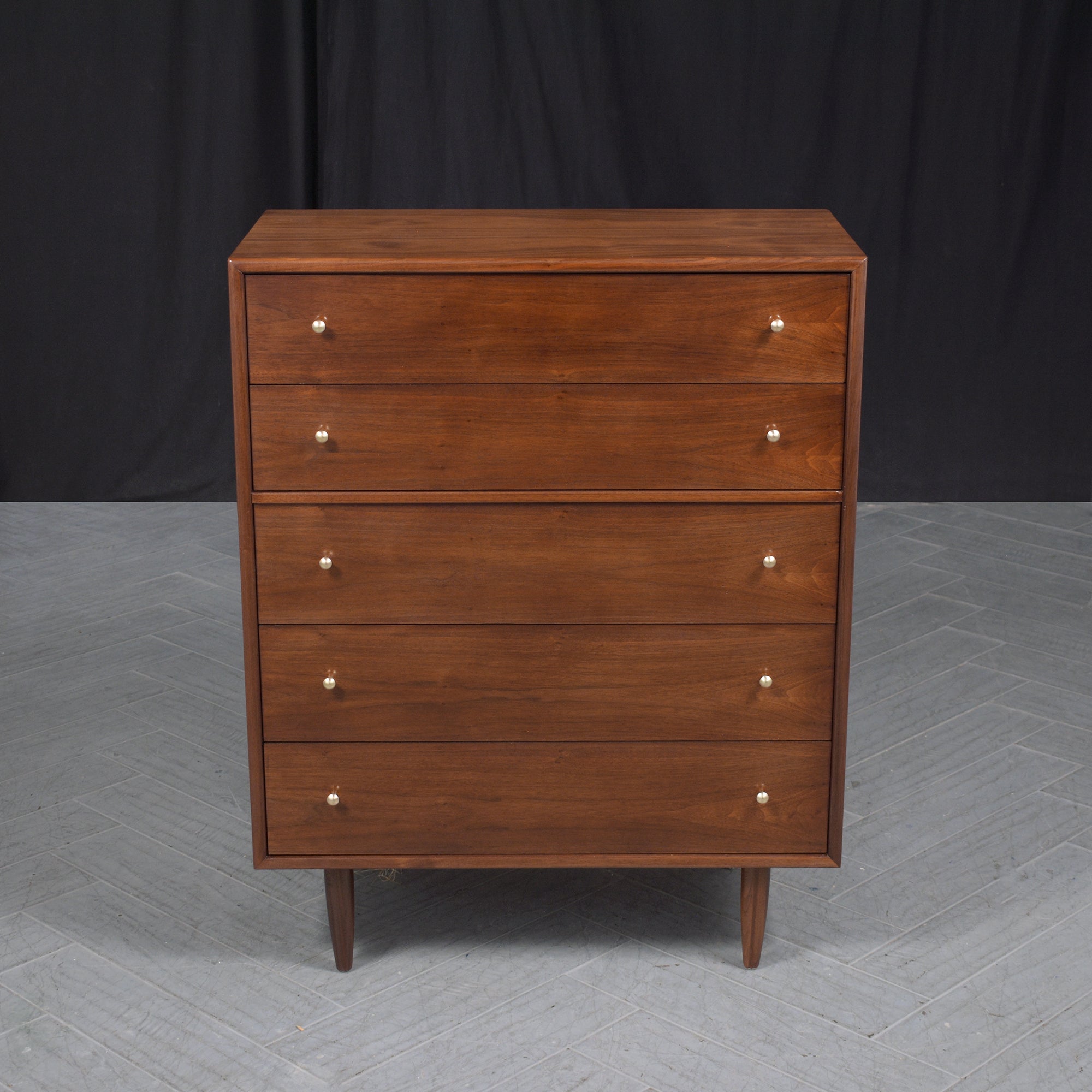 Danish Modern Mahogany Dresser: 1960s Craftsmanship Redefined In Good Condition For Sale In Los Angeles, CA