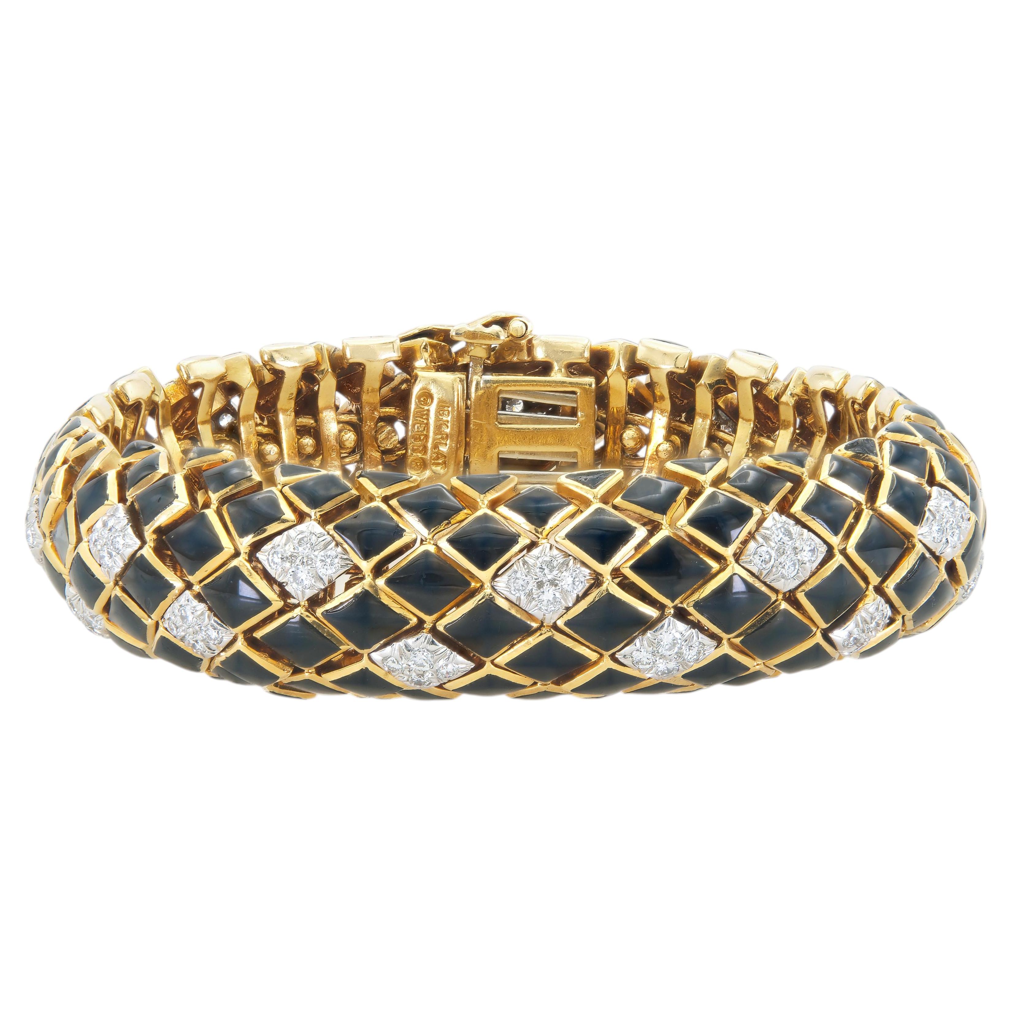 Pre-owned David Webb Vintage 1960s Black Enamel And Diamond Dragon Scales Bracelet