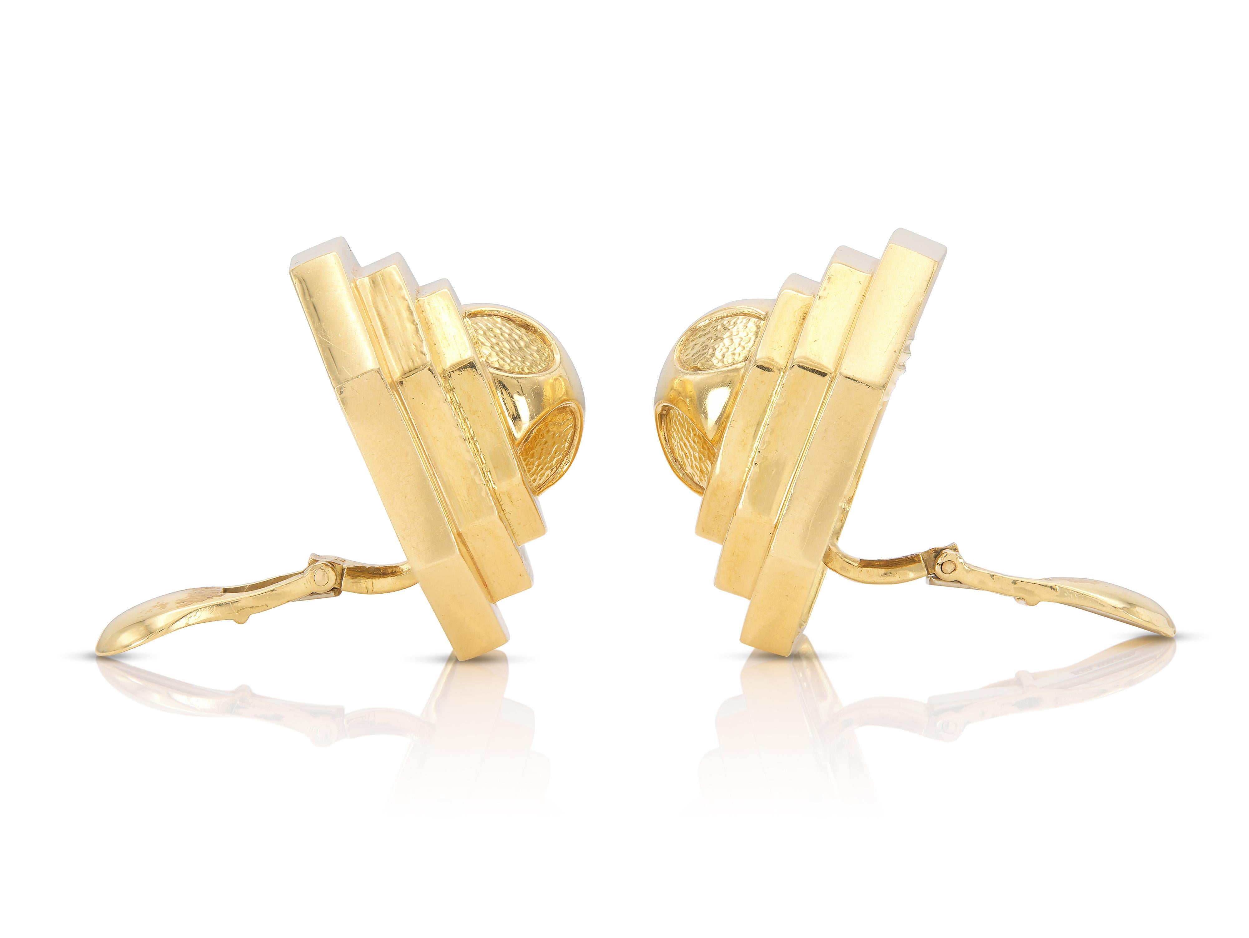 Pendientes octogonales de oro David Webb vintage años 60 en Bueno estado para la venta en New York, NY