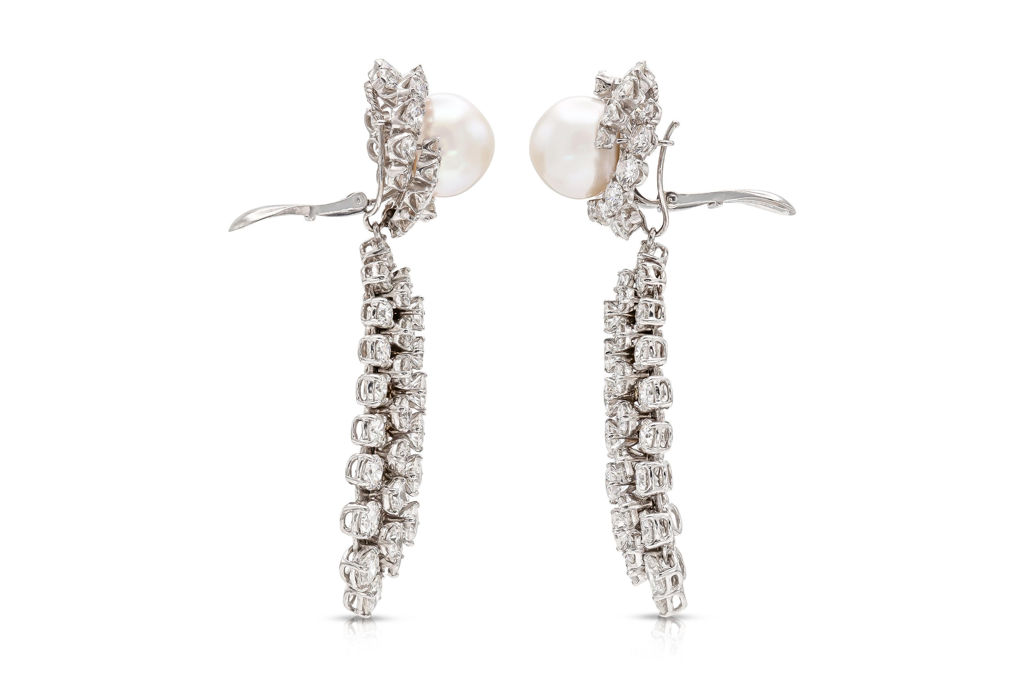 Round Cut Vintage 1960s David Webb Pearl and Detachable Bombe Diamonds Dangle Earrings For Sale