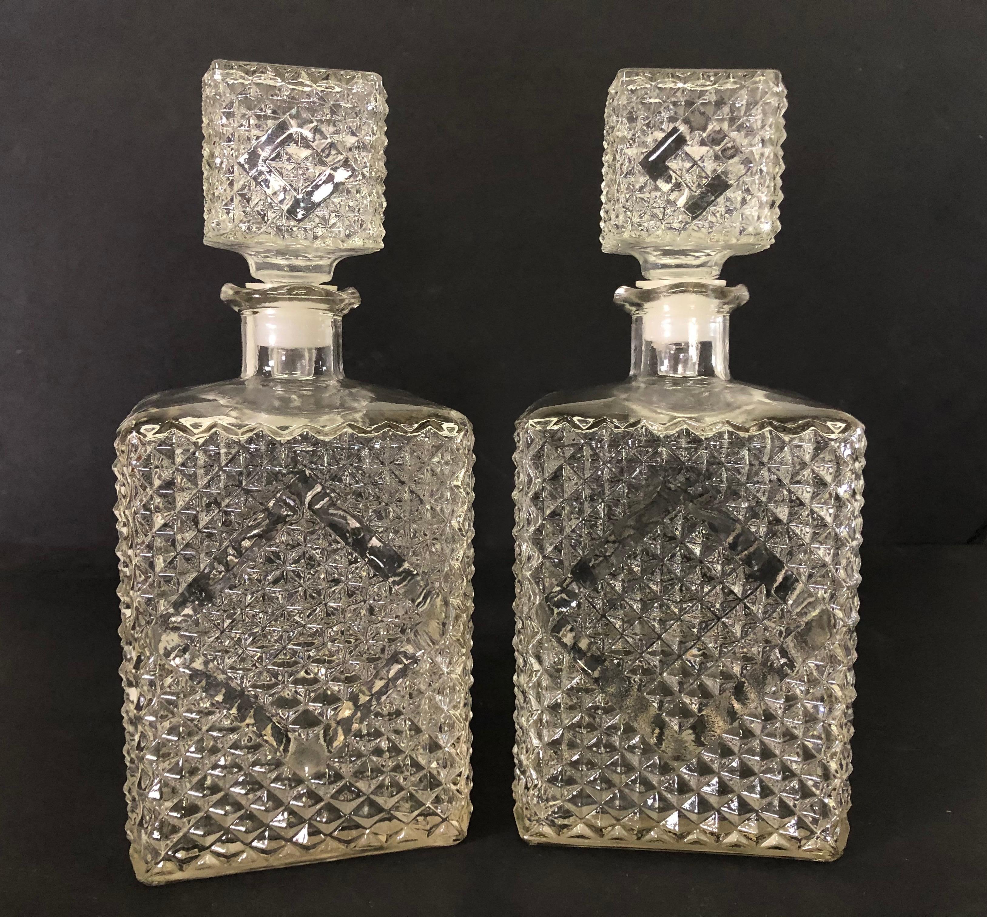 Vintage 1960s Diamond Accented Glass Decanters, Pair In Good Condition For Sale In Amherst, NH