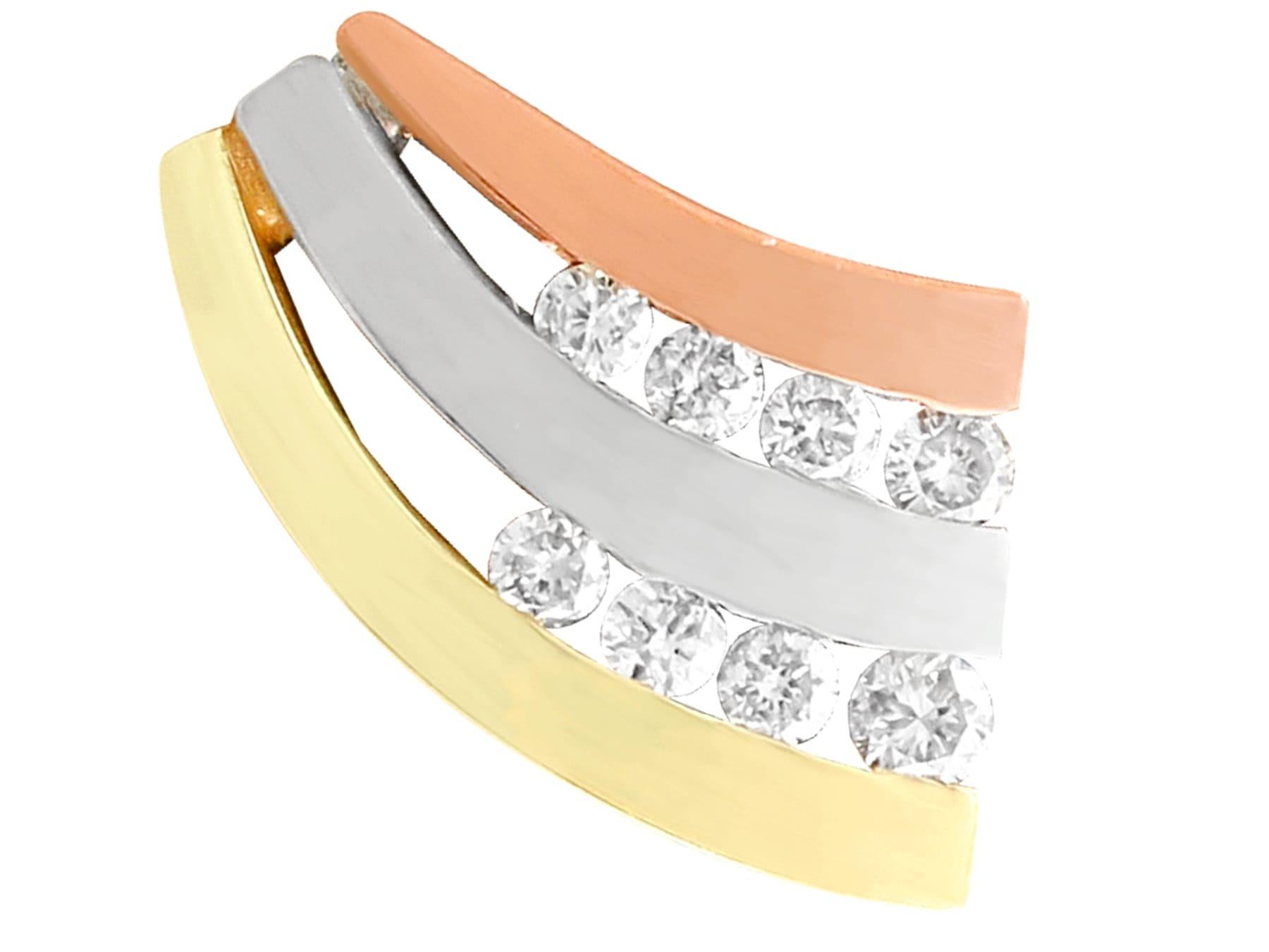 Ohrstecker aus Weiß- und Gelbgold mit Diamanten aus den 1960er Jahren Damen im Angebot