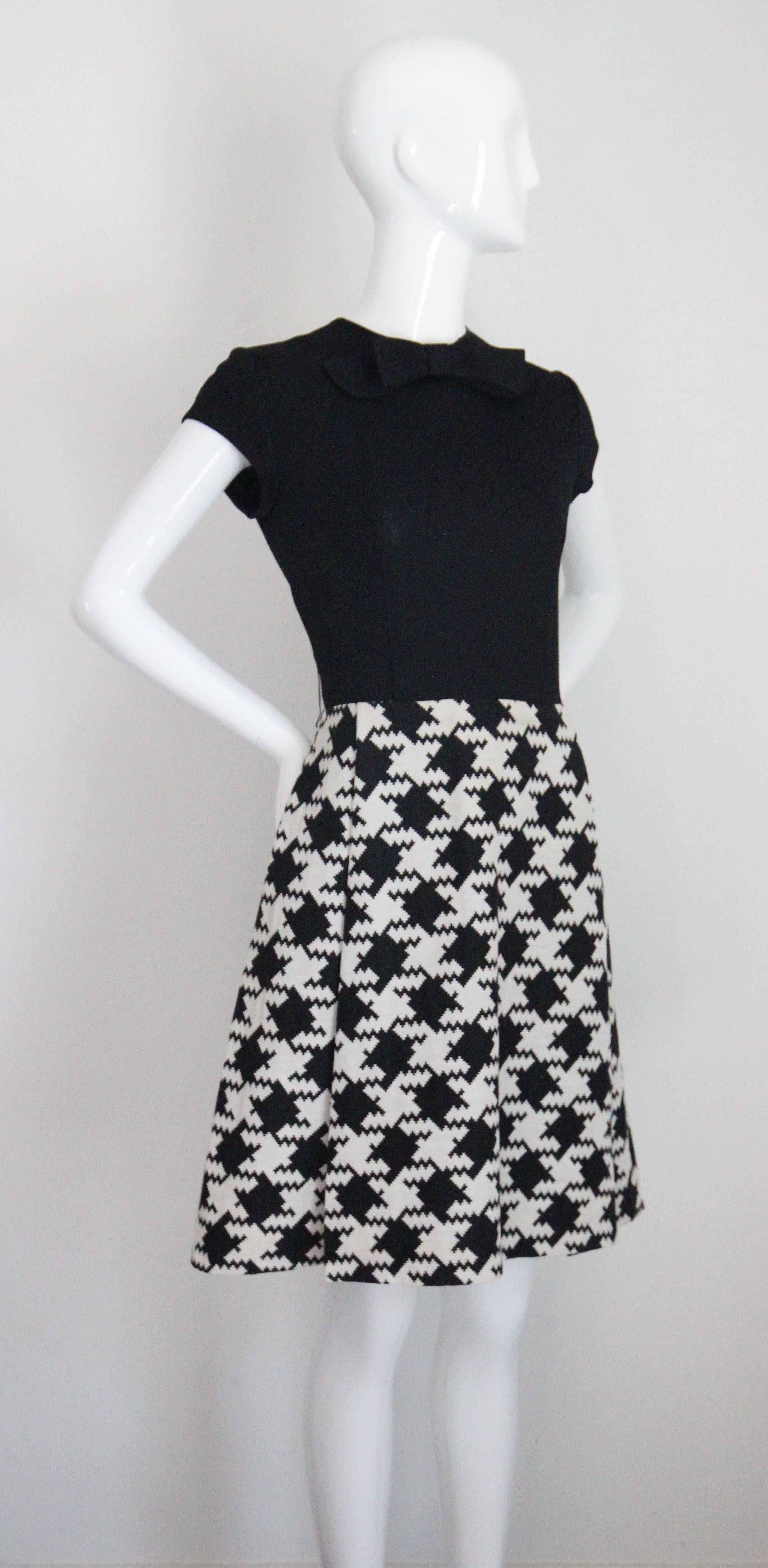 Women's Vintage 1960's Dogtooth Dress & Jacket Set Alfred Werber Dress Suit UK 10 US 6 For Sale