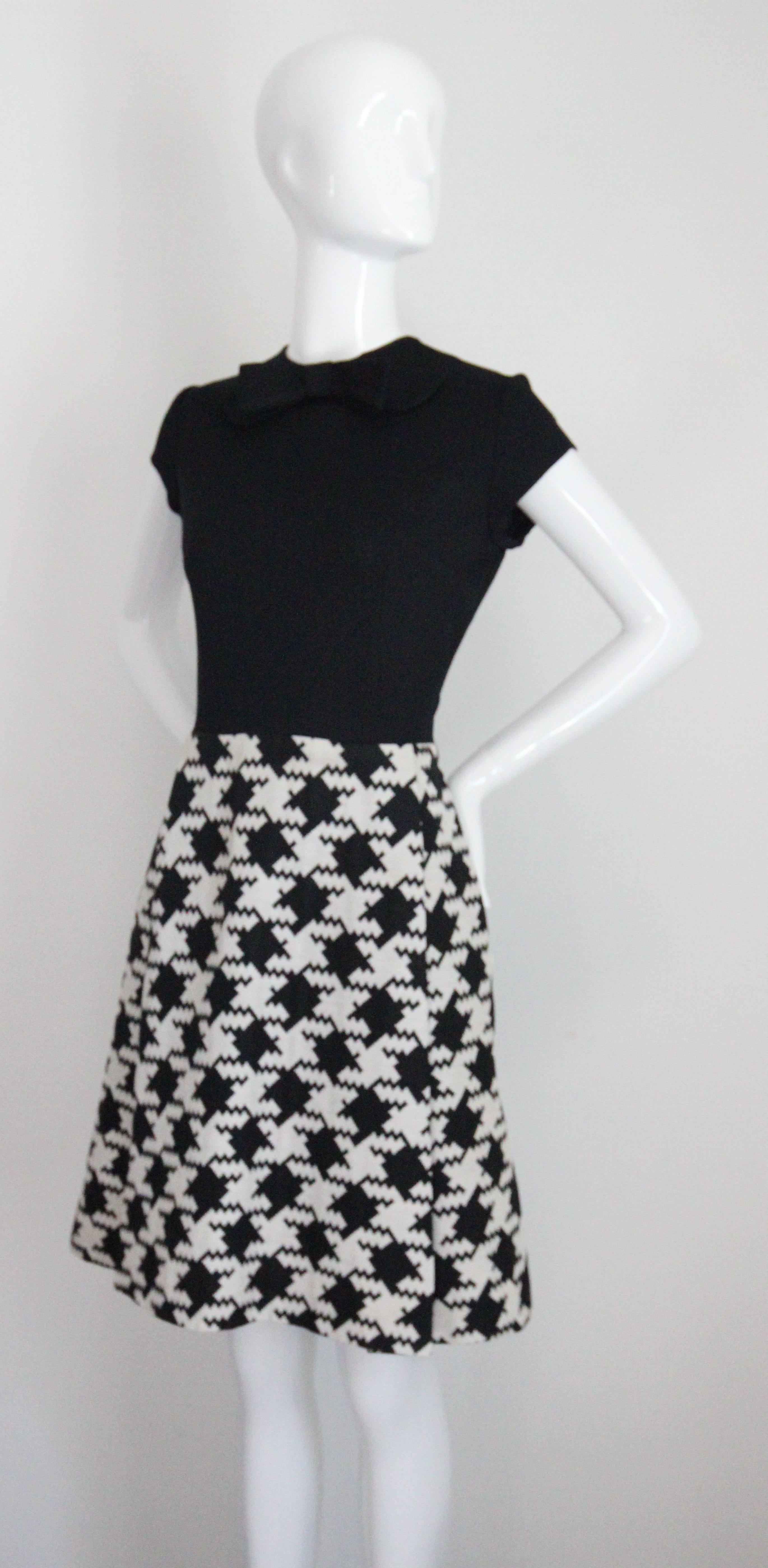 Vintage 1960's Dogtooth Dress & Jacket Set Alfred Werber Dress Suit UK 10 US 6 For Sale 2
