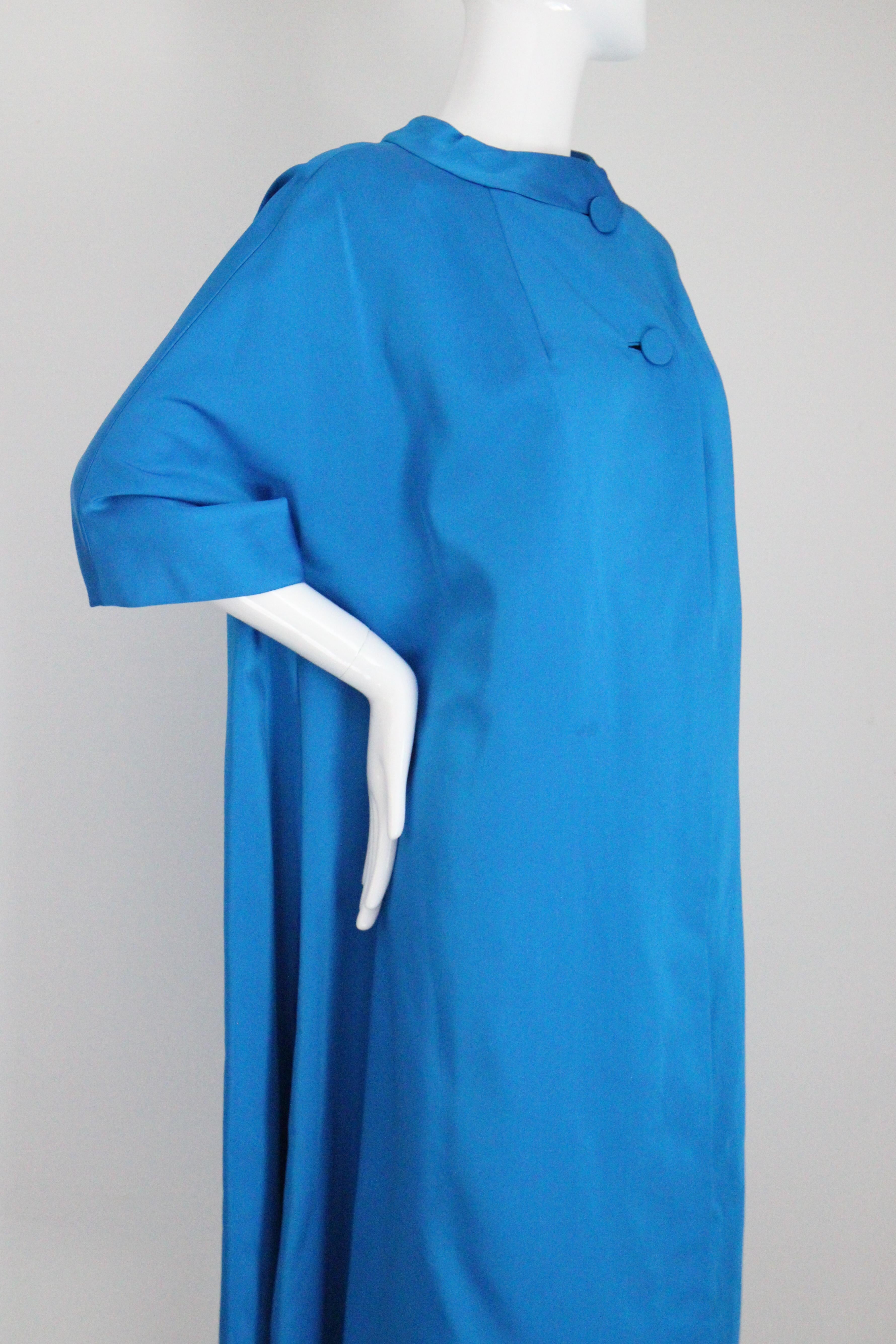 Femenino o masculino Plumífero vintage azul eléctrico de los años 60 Neiman Marcus UK 10-14 US 6-10 en venta