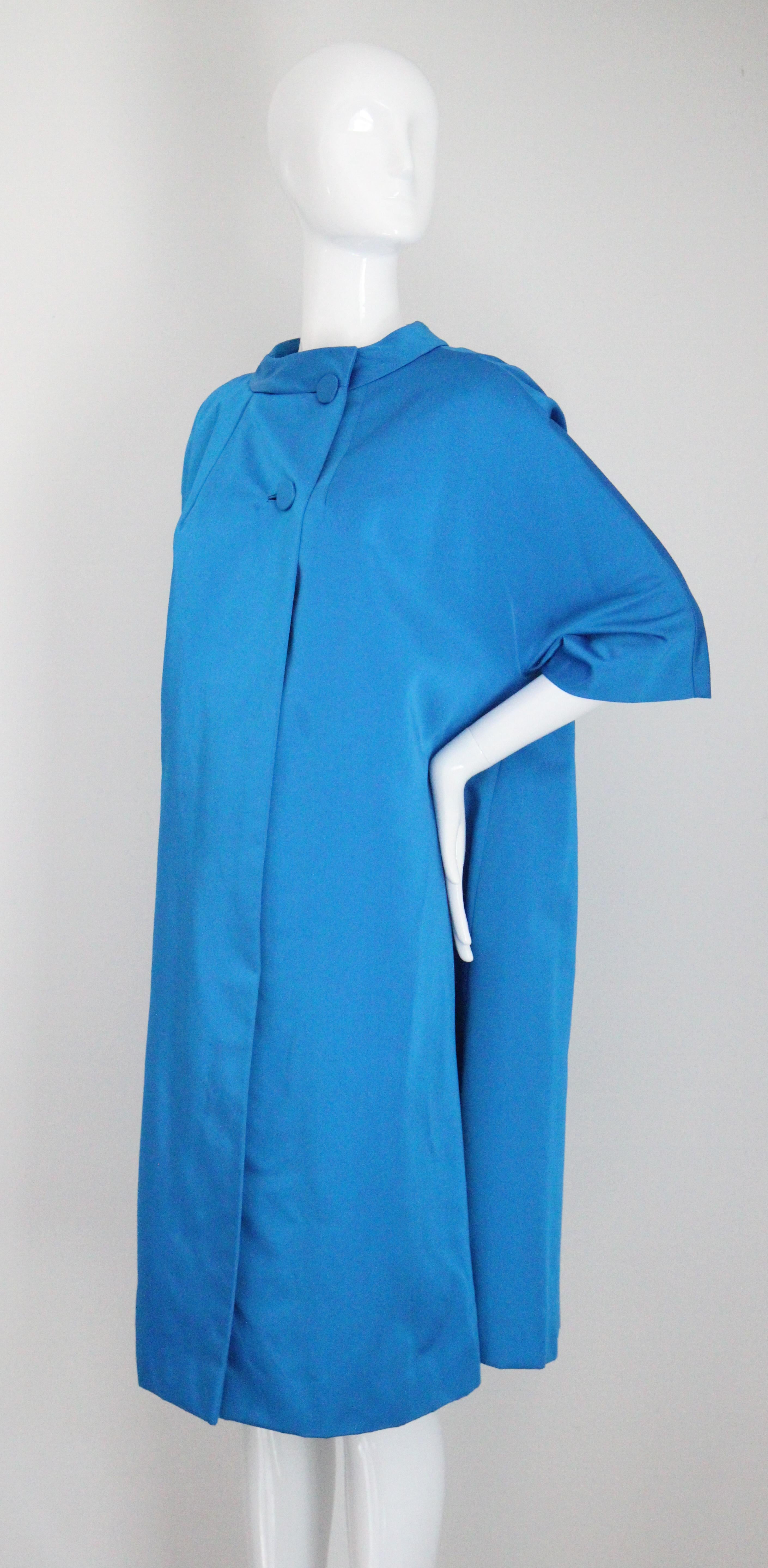 Plumífero vintage azul eléctrico de los años 60 Neiman Marcus UK 10-14 US 6-10 en venta 1