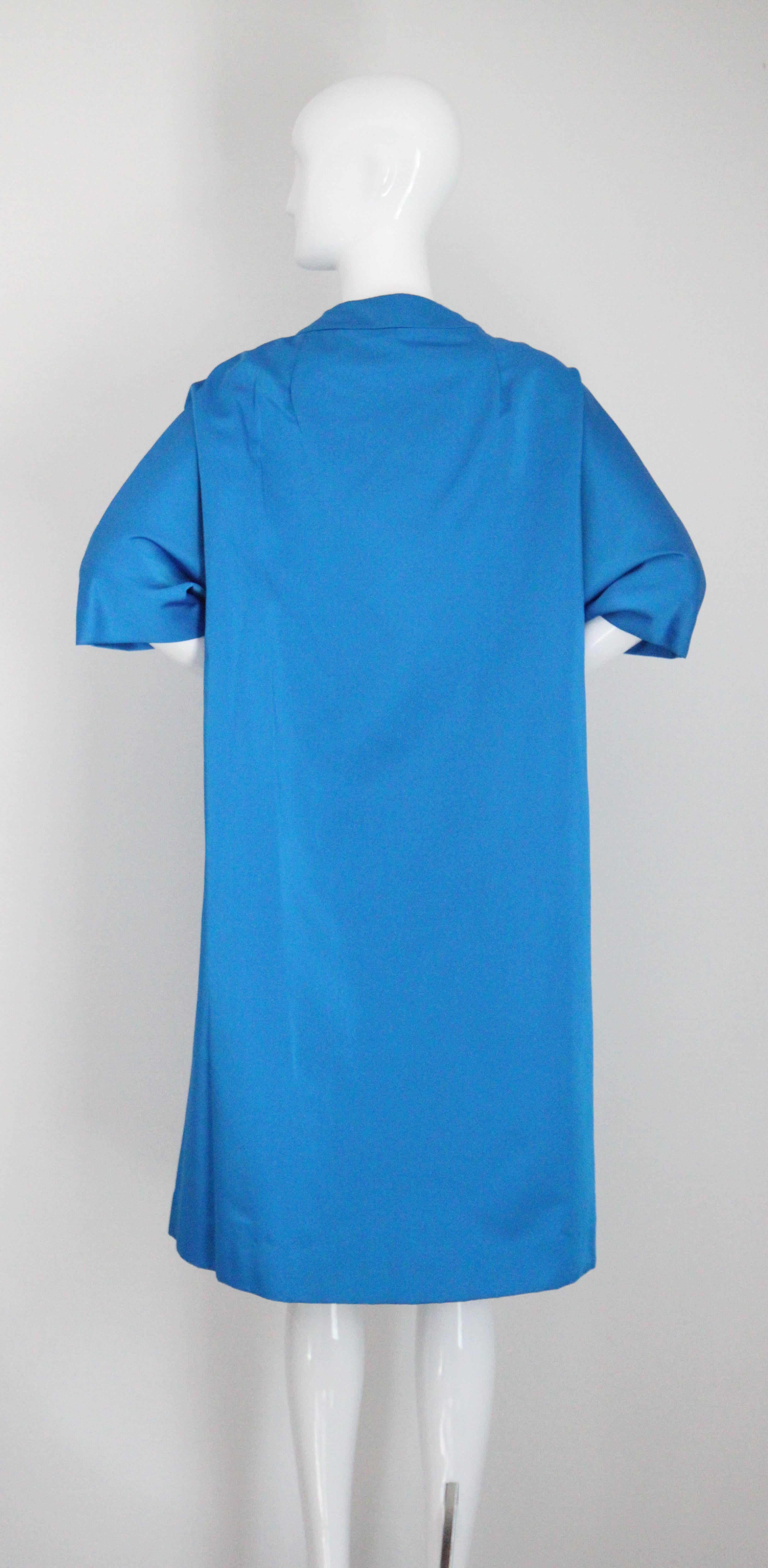Plumífero vintage azul eléctrico de los años 60 Neiman Marcus UK 10-14 US 6-10 en venta 3