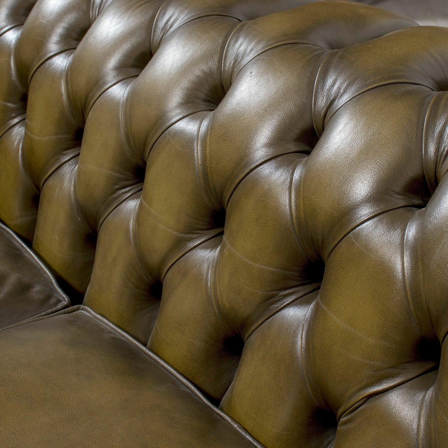 Vintage 1960s English Chesterfield Sofa in Olive Green Leather For Sale 9