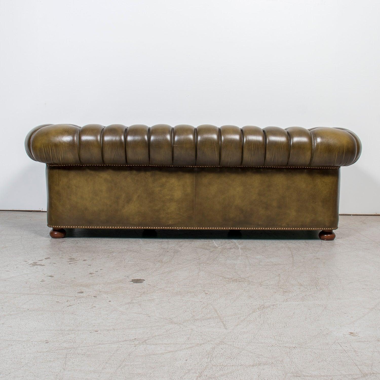Vintage 1960s English Chesterfield Sofa in Olive Green Leather For Sale 14
