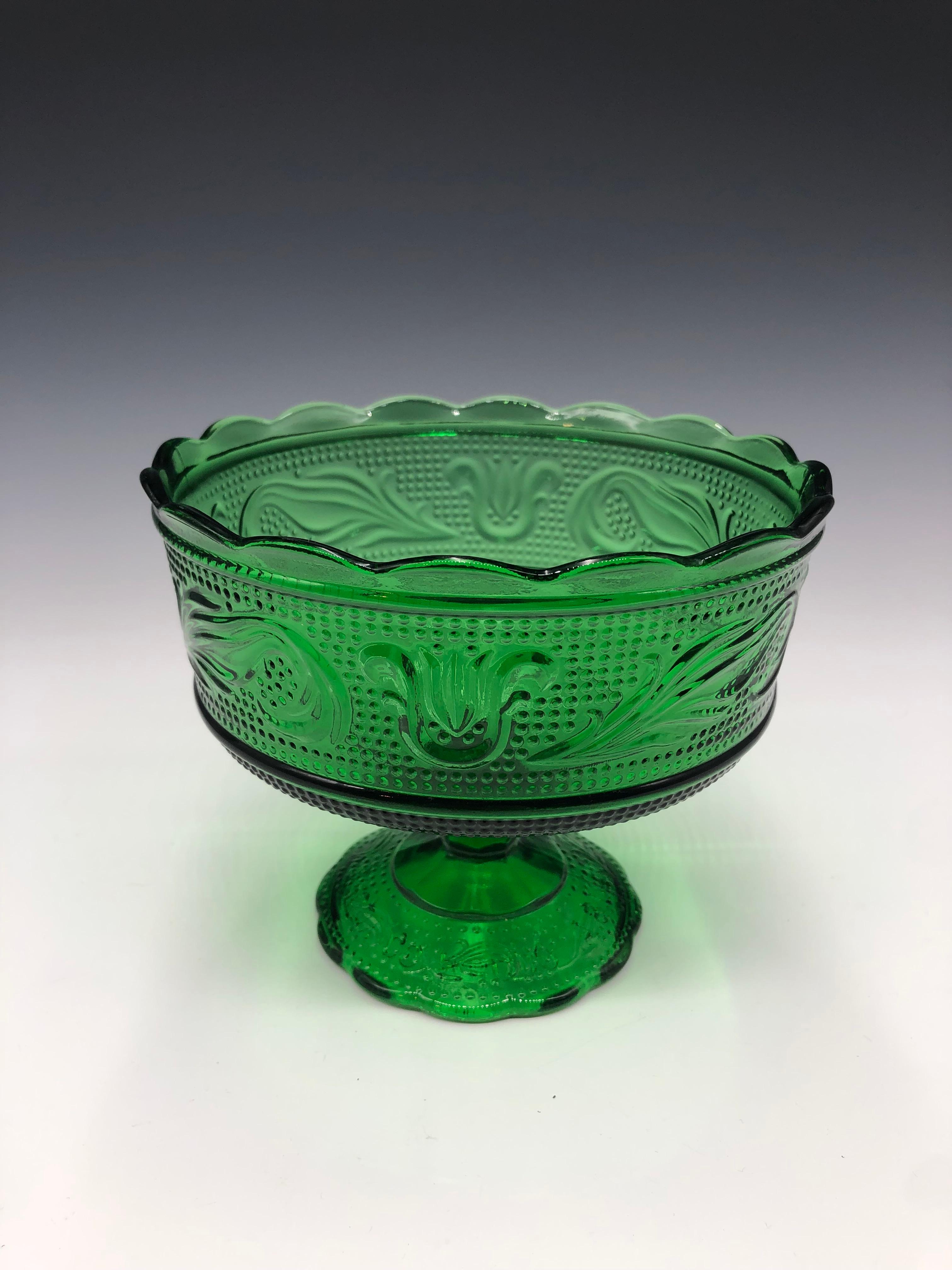 Moderne Plat à bonbons/compote en verre pressé vert émeraude E.O Brody Co des années 1960 en vente