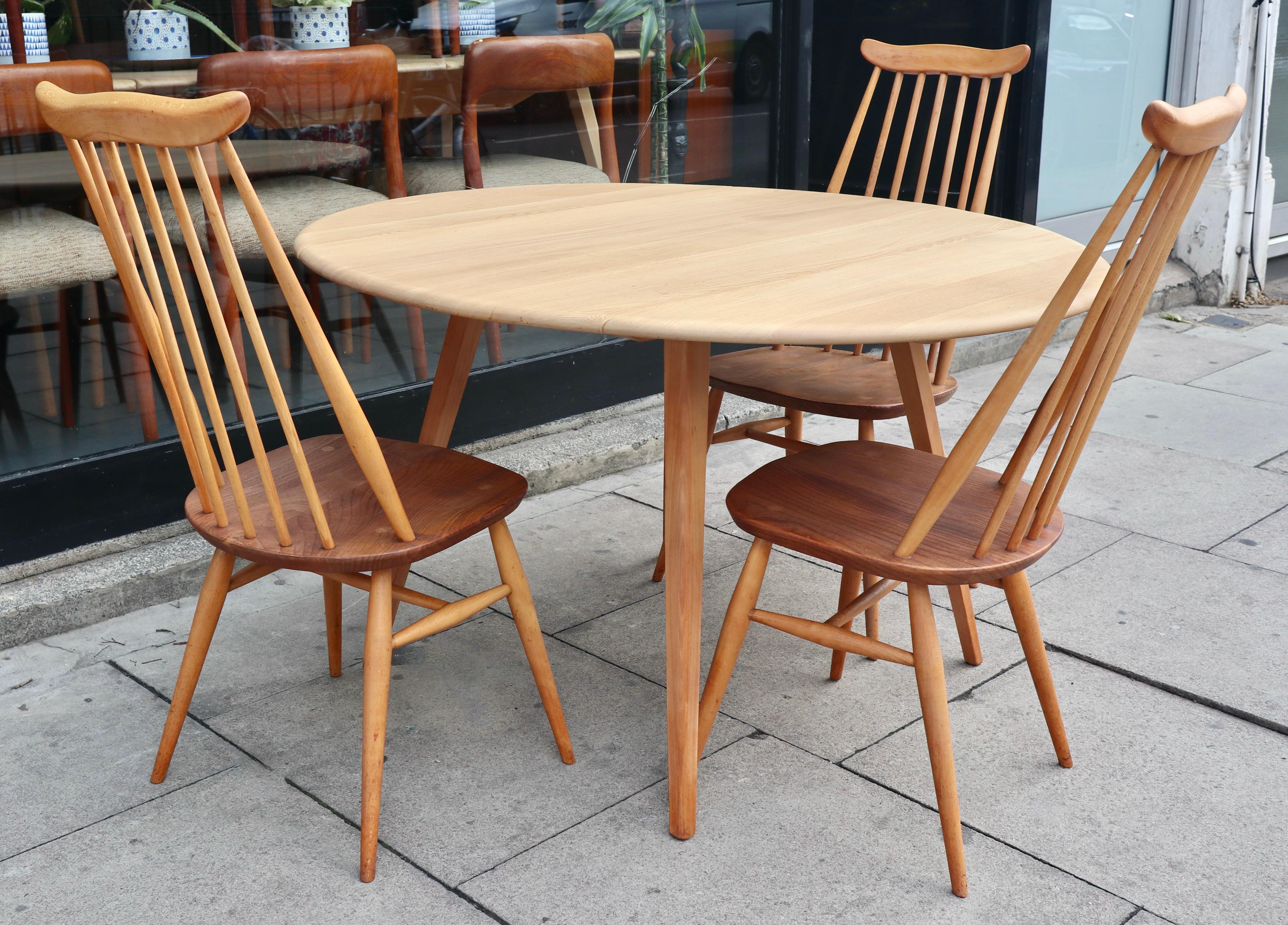 Vintage 1960s Ercol drop leaf Elmwood and Beech dining table For Sale 1