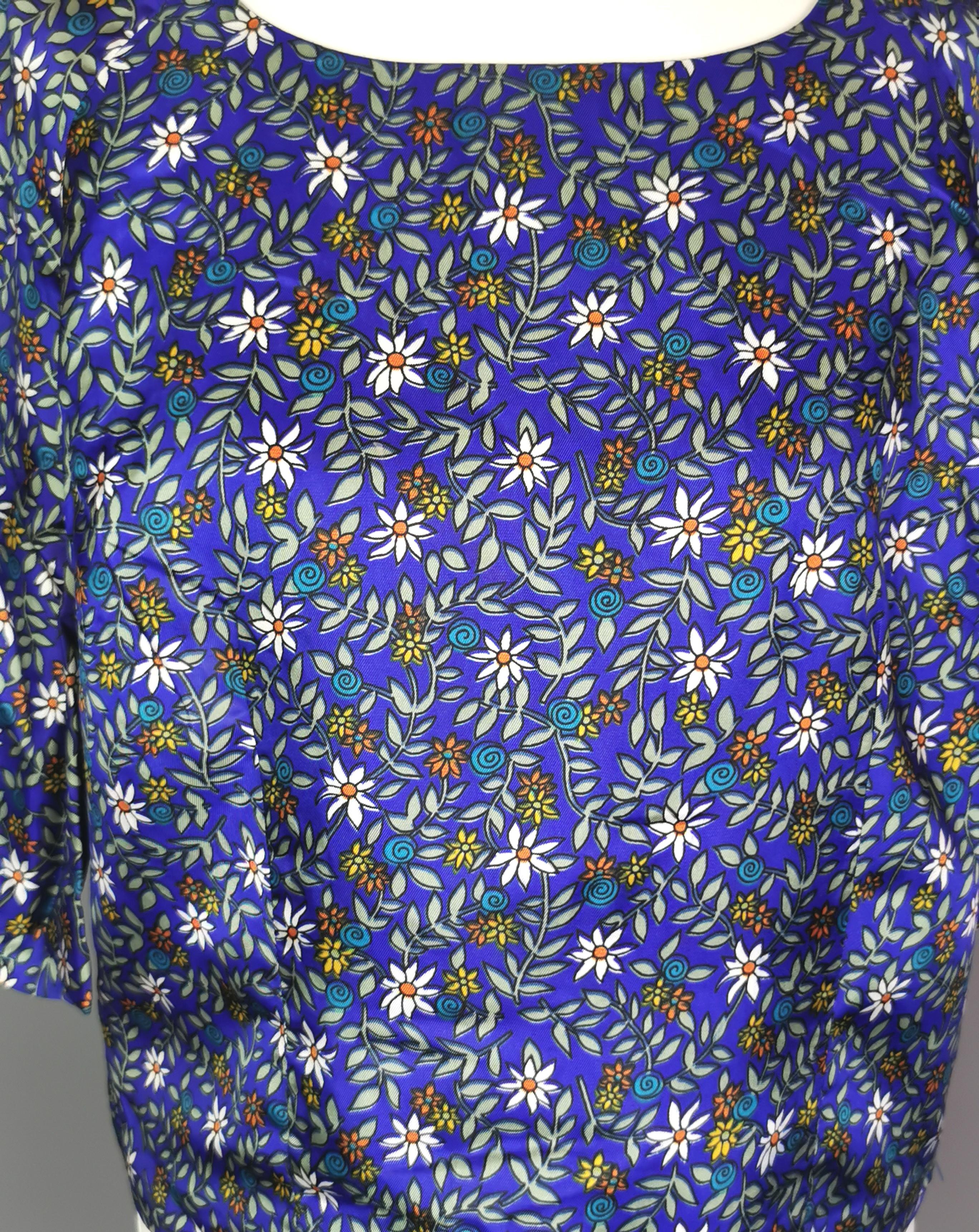 Vintage 1960s Flower power cropped blouse For Sale 1