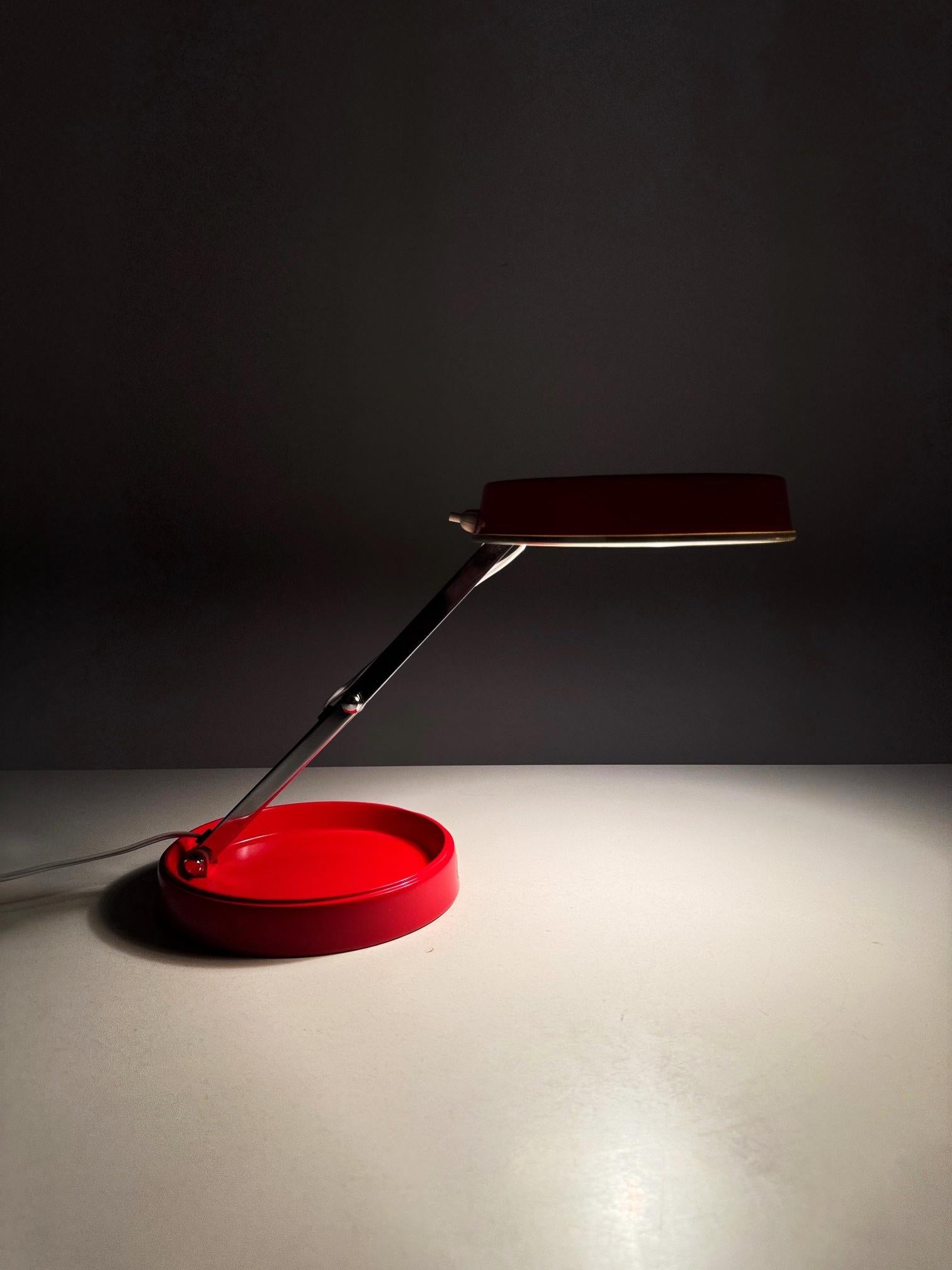Lampe de bureau pliable G.E.I. vintage des années 1960 - Design moderne du milieu du siècle dernier en vente 3