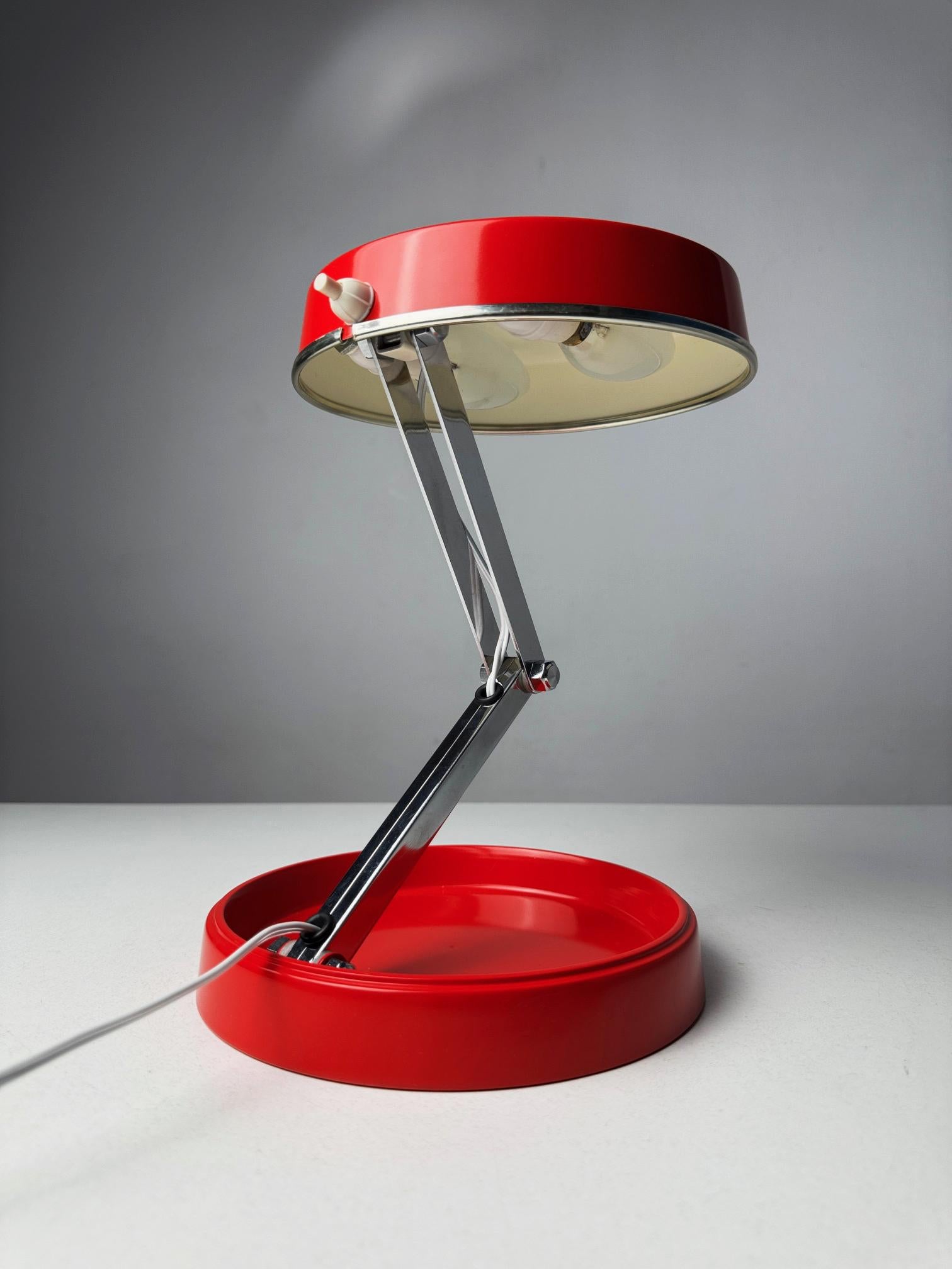 Mid-Century Modern Lampe de bureau pliable G.E.I. vintage des années 1960 - Design moderne du milieu du siècle dernier en vente