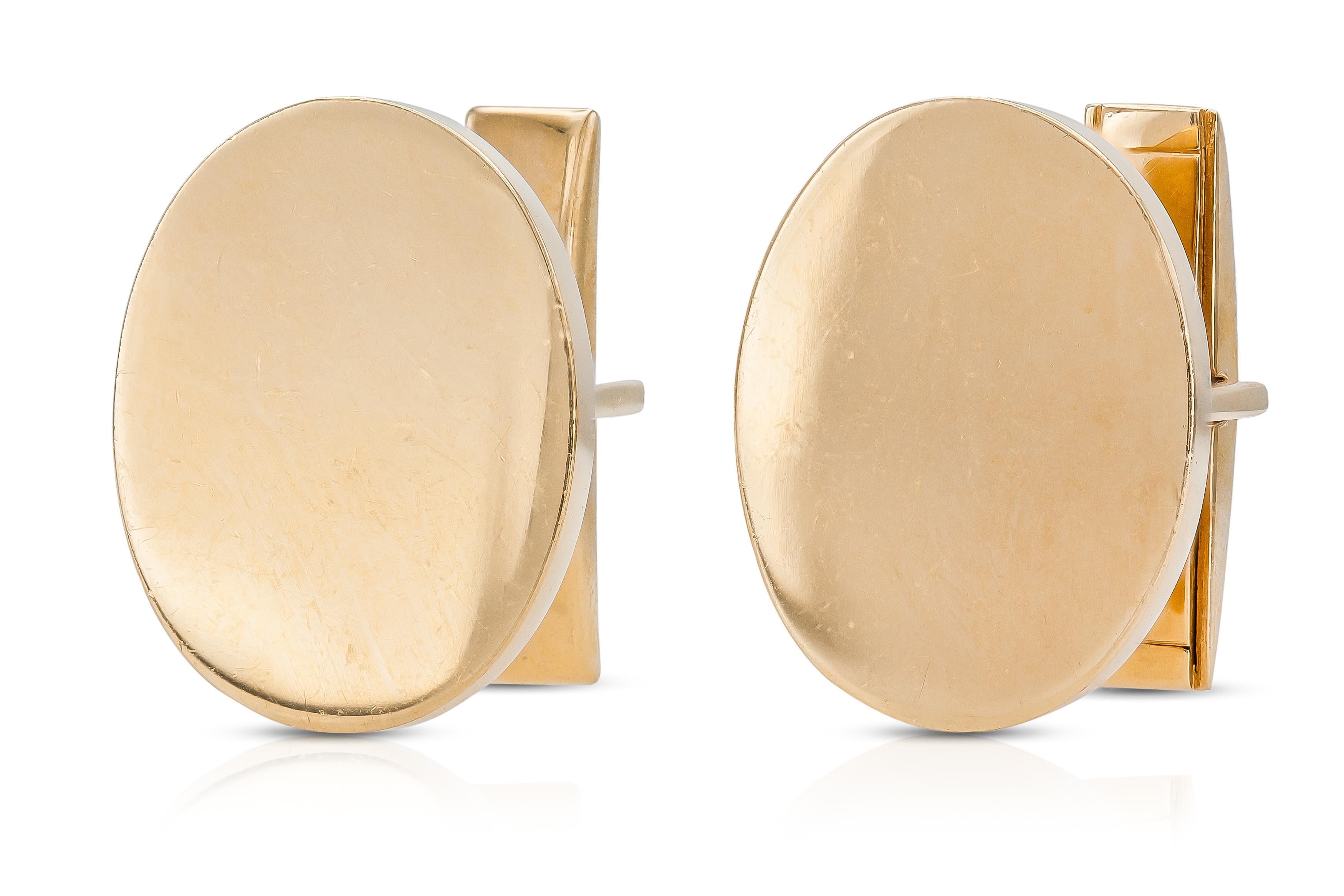 Finely crafted in 14k yellow gold.
Circa 1960s