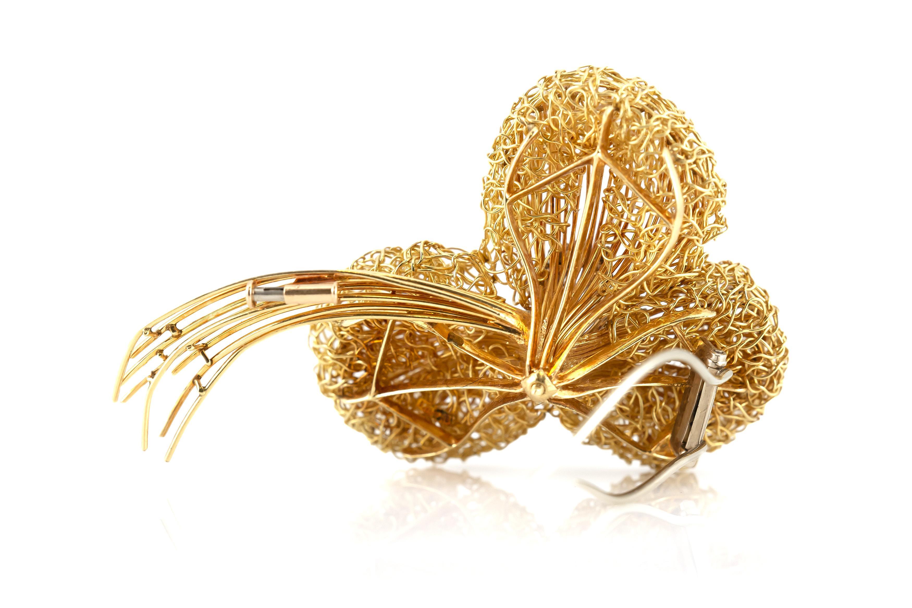 Round Cut Vintage 1960s Gold Flower Brooch with Rubies and Diamonds For Sale