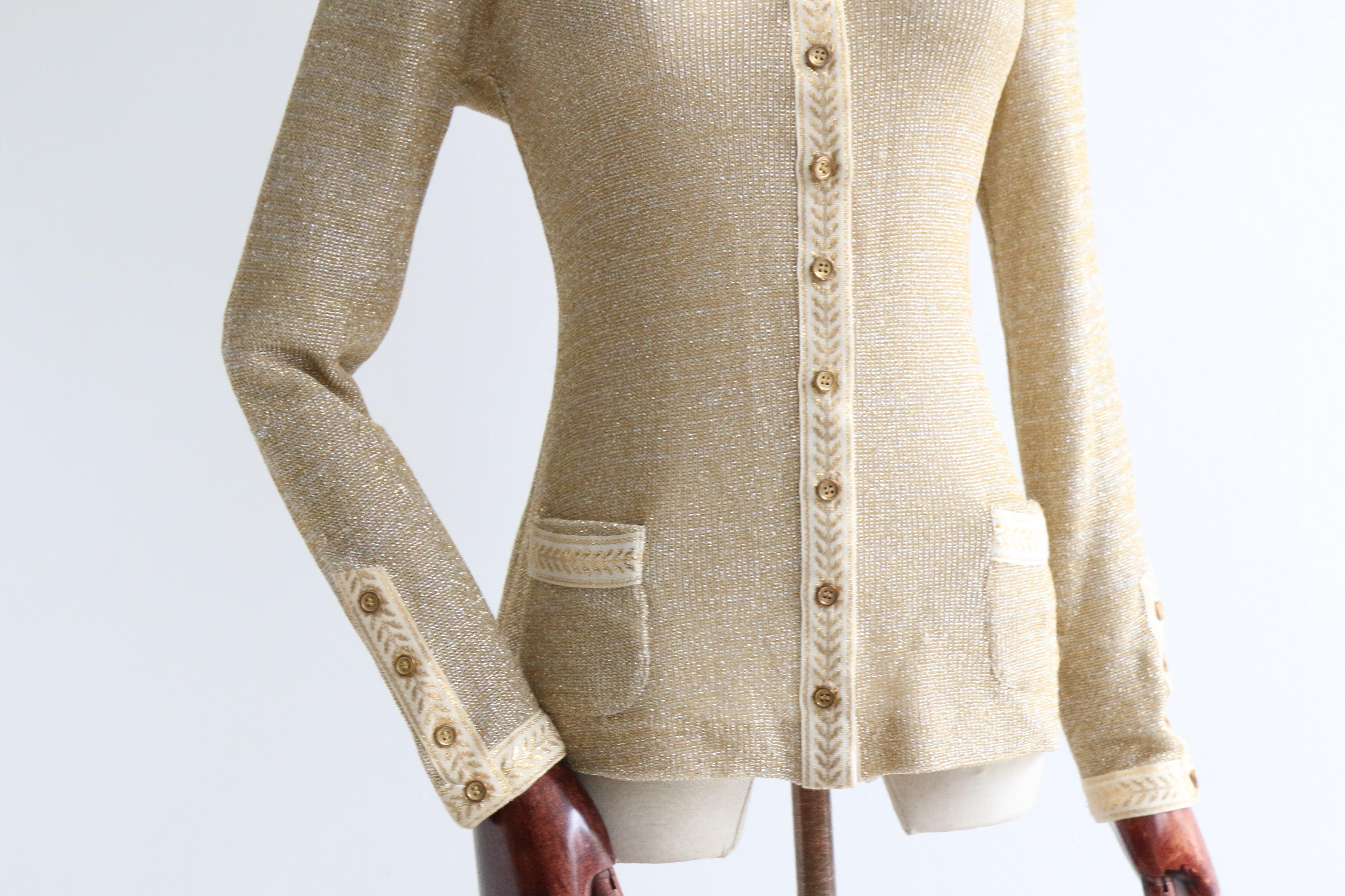 Vintage 1960's gold lurex laurel lead cardigan gold sixties knitwear UK 10 US 6 For Sale 2