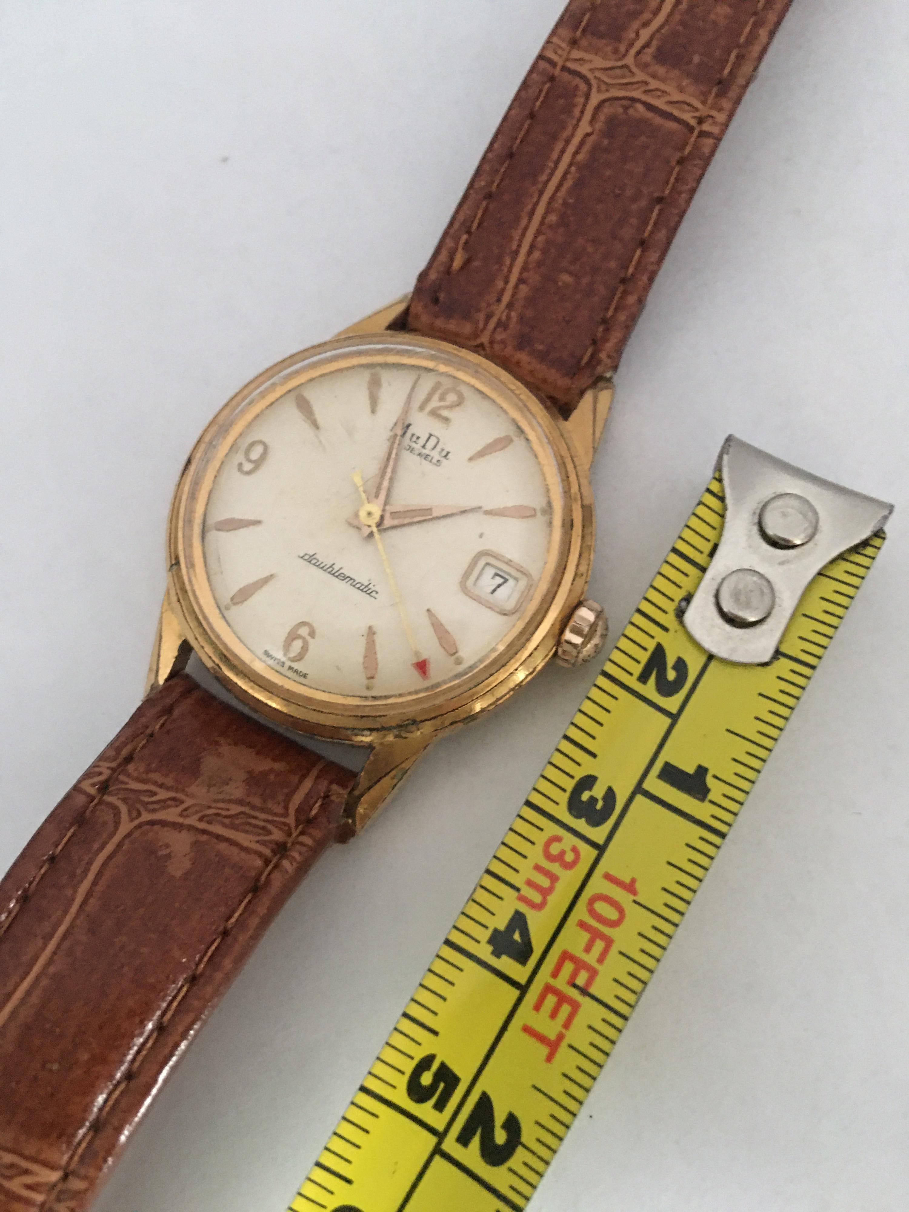 Vintage 1960s Gold Platte und Edelstahl MuDu 25 Juwelen Doublematic Uhr im Angebot 7