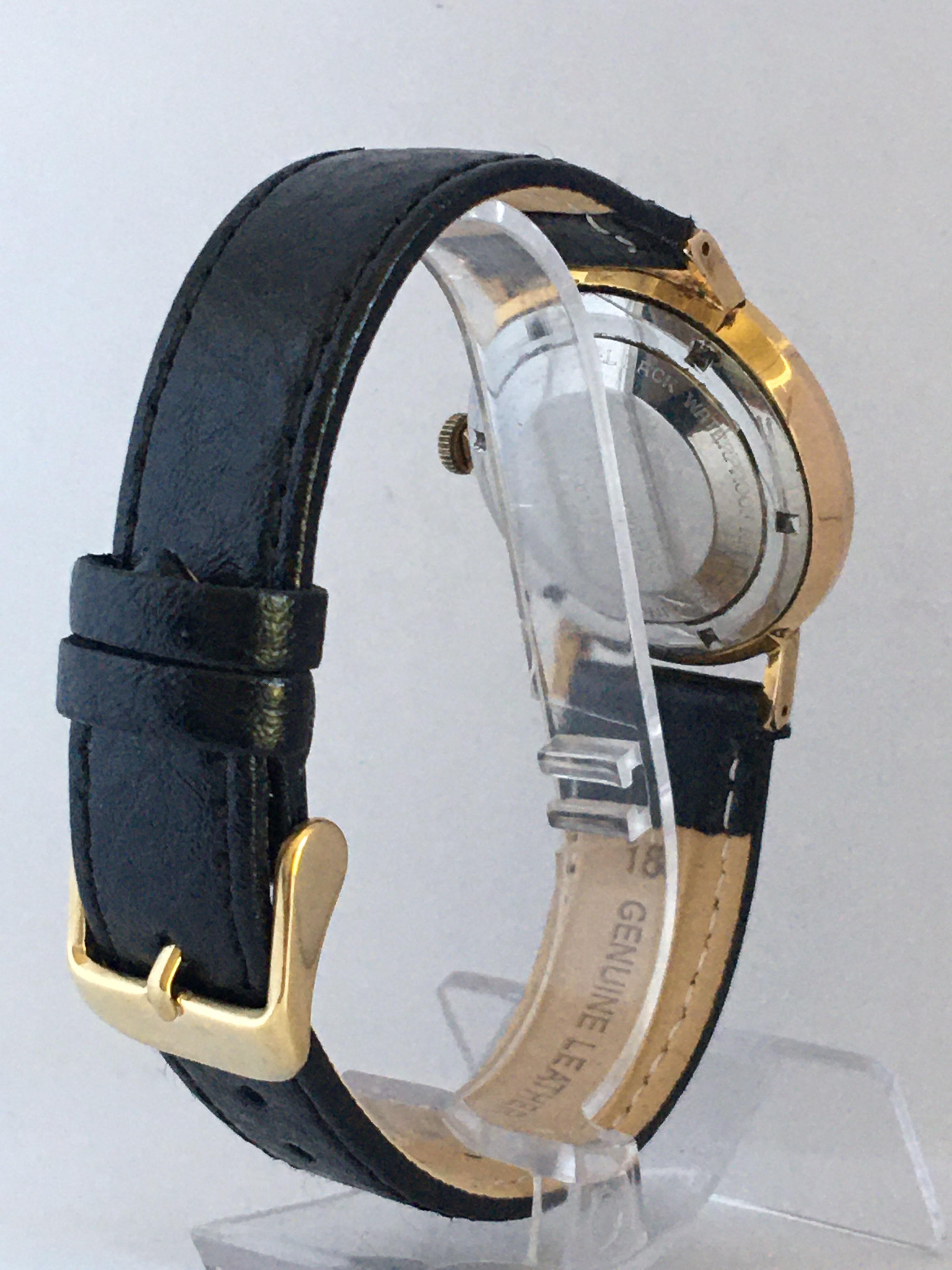 Vintage 1960er Jahre vergoldet und Edelstahlboden automatische Schweizer Uhr im Angebot 2